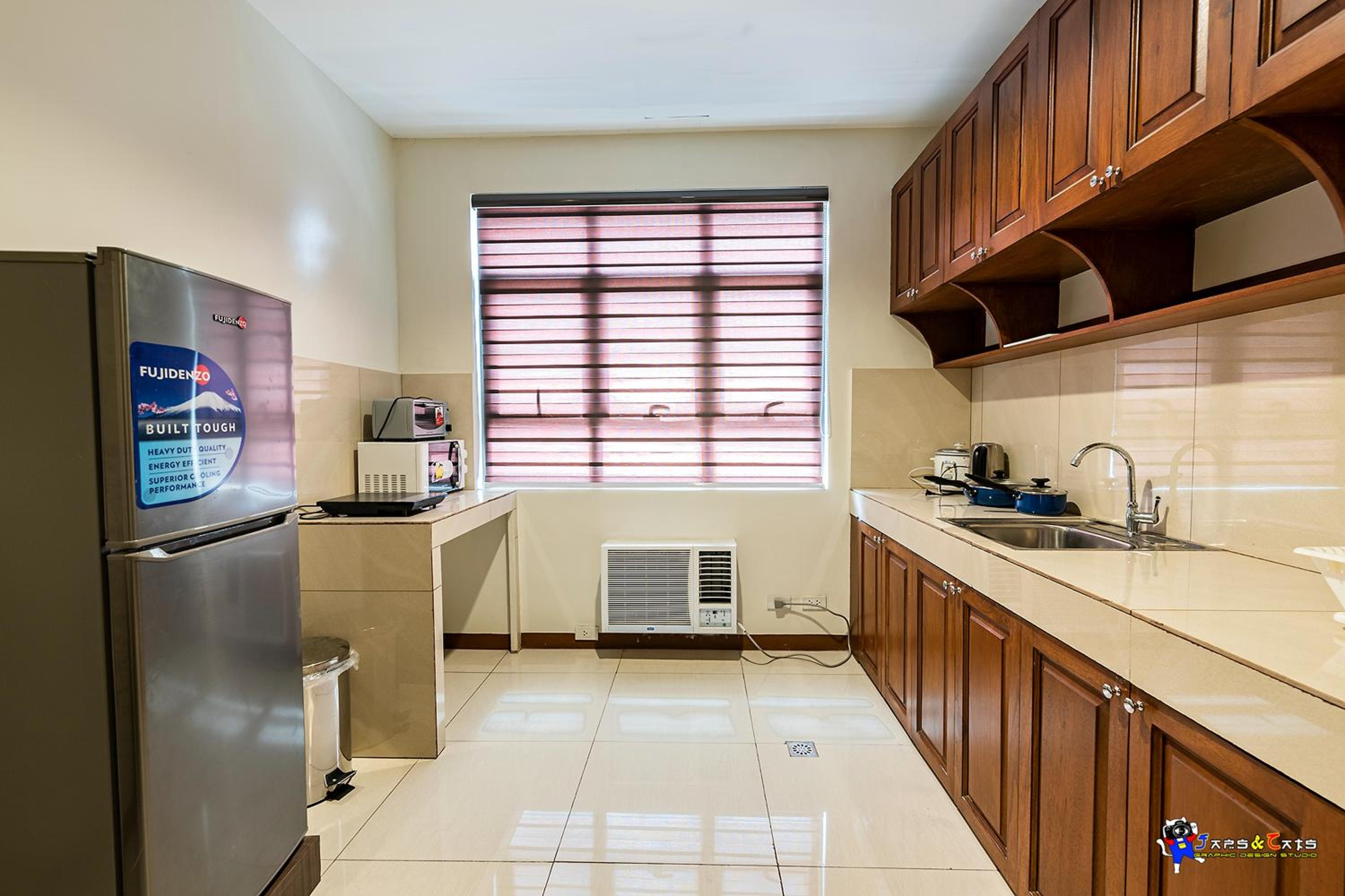 Family Room - Photo 14