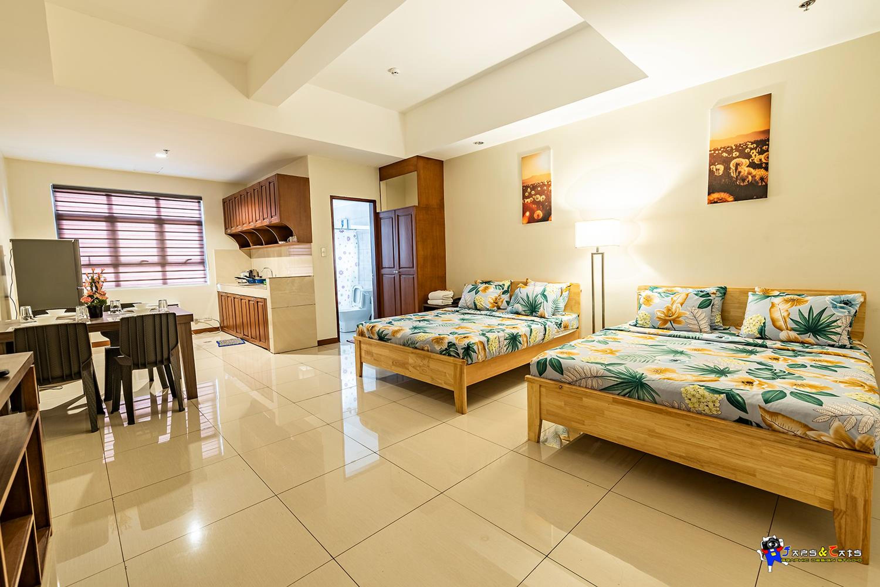 Family Room - Photo 1