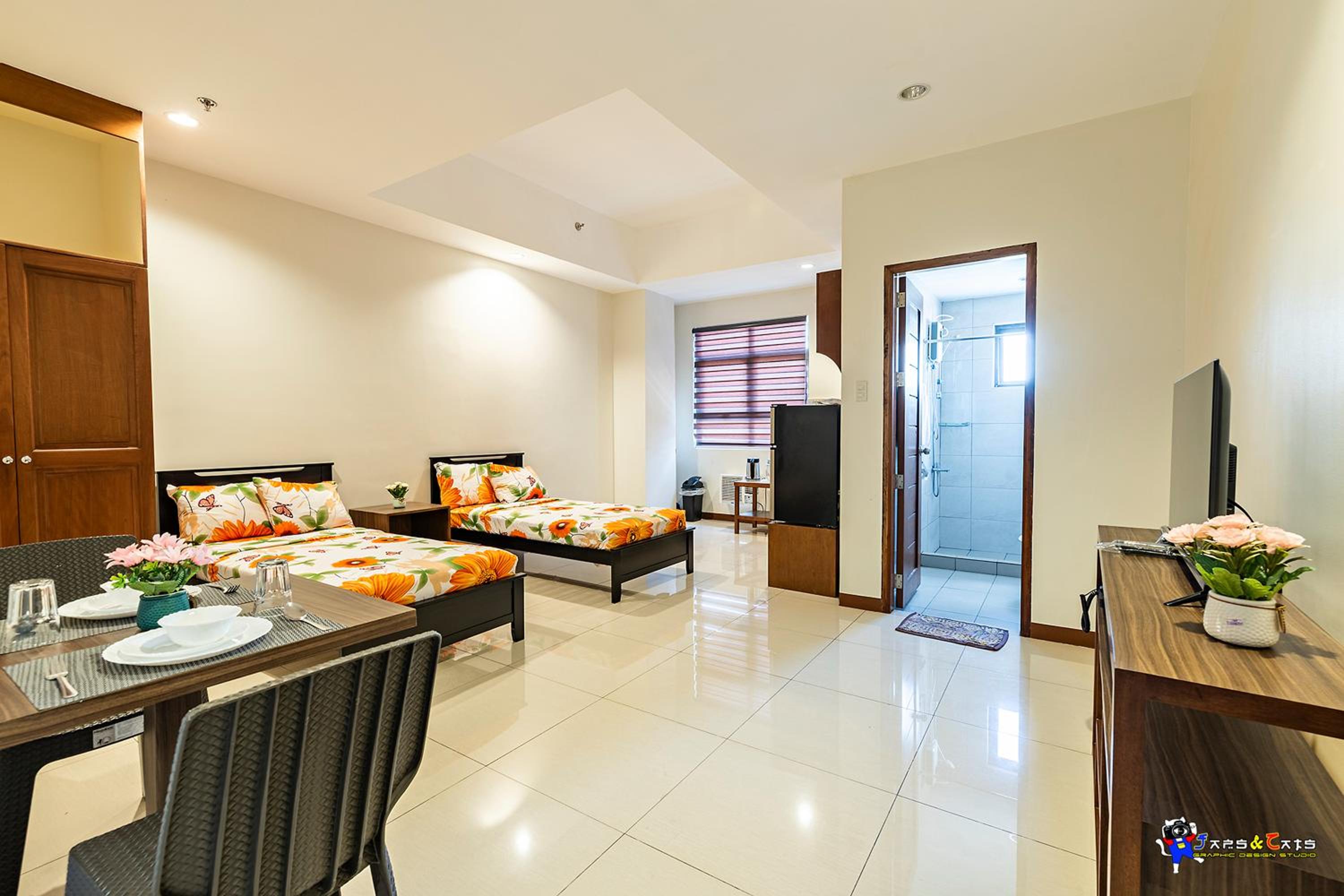 Standard Twin Room - Photo 3
