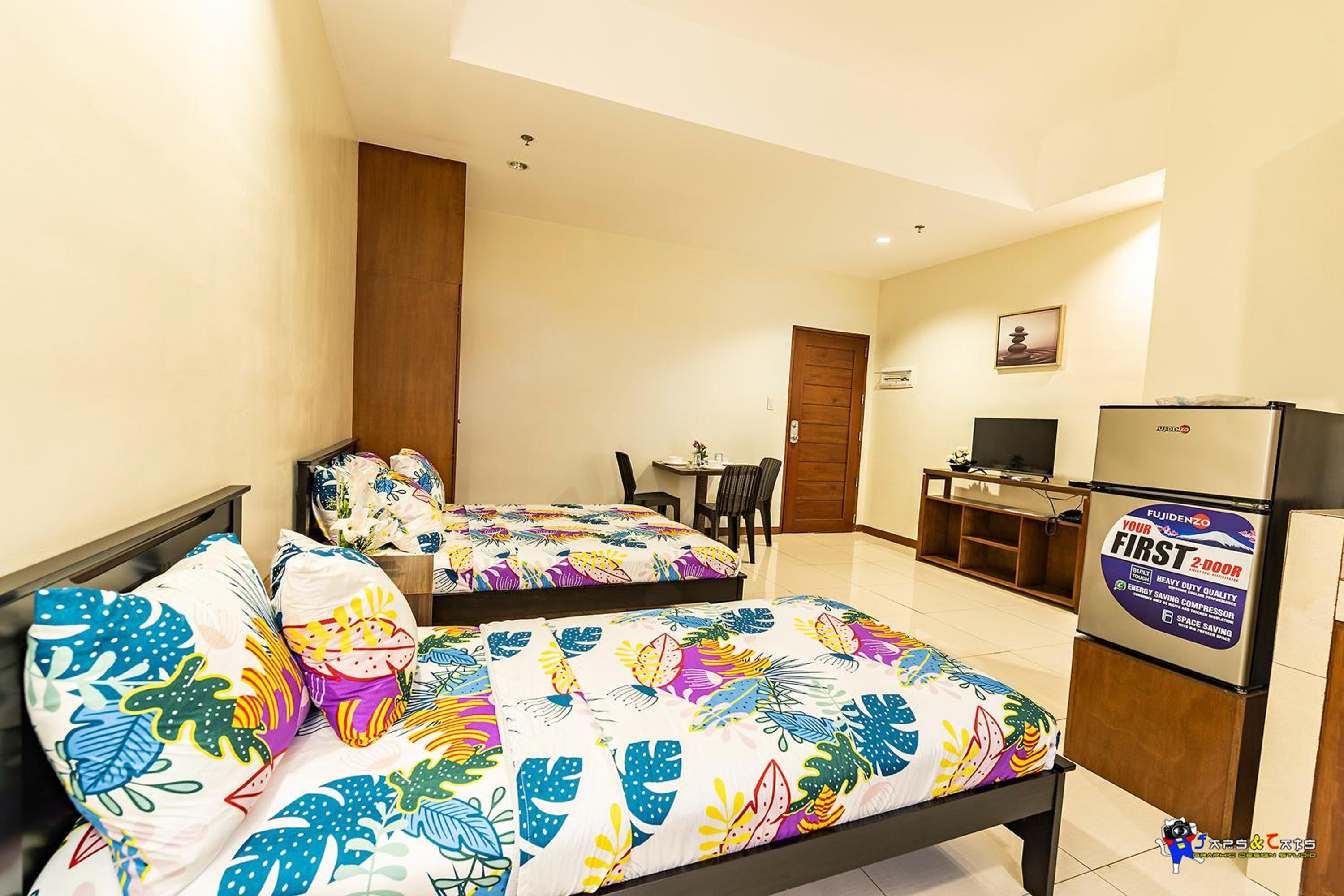 Deluxe Room - Photo 12