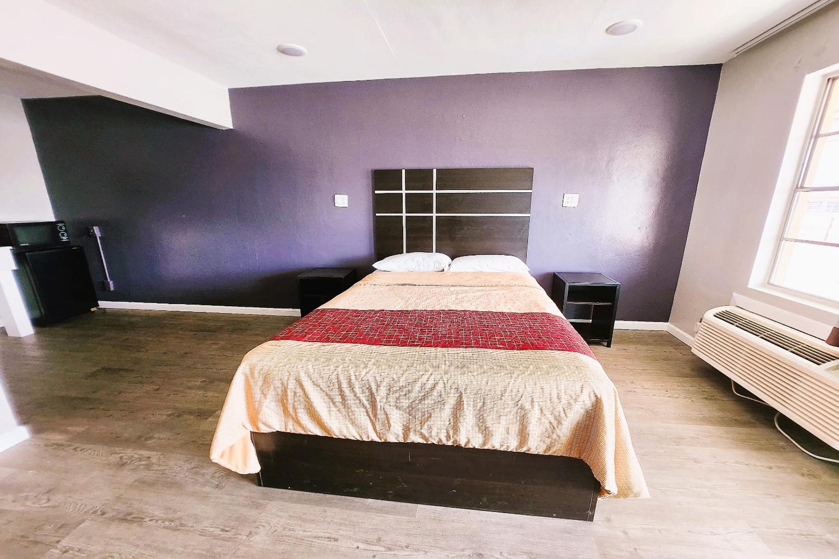 2 Full Bed photo 3
