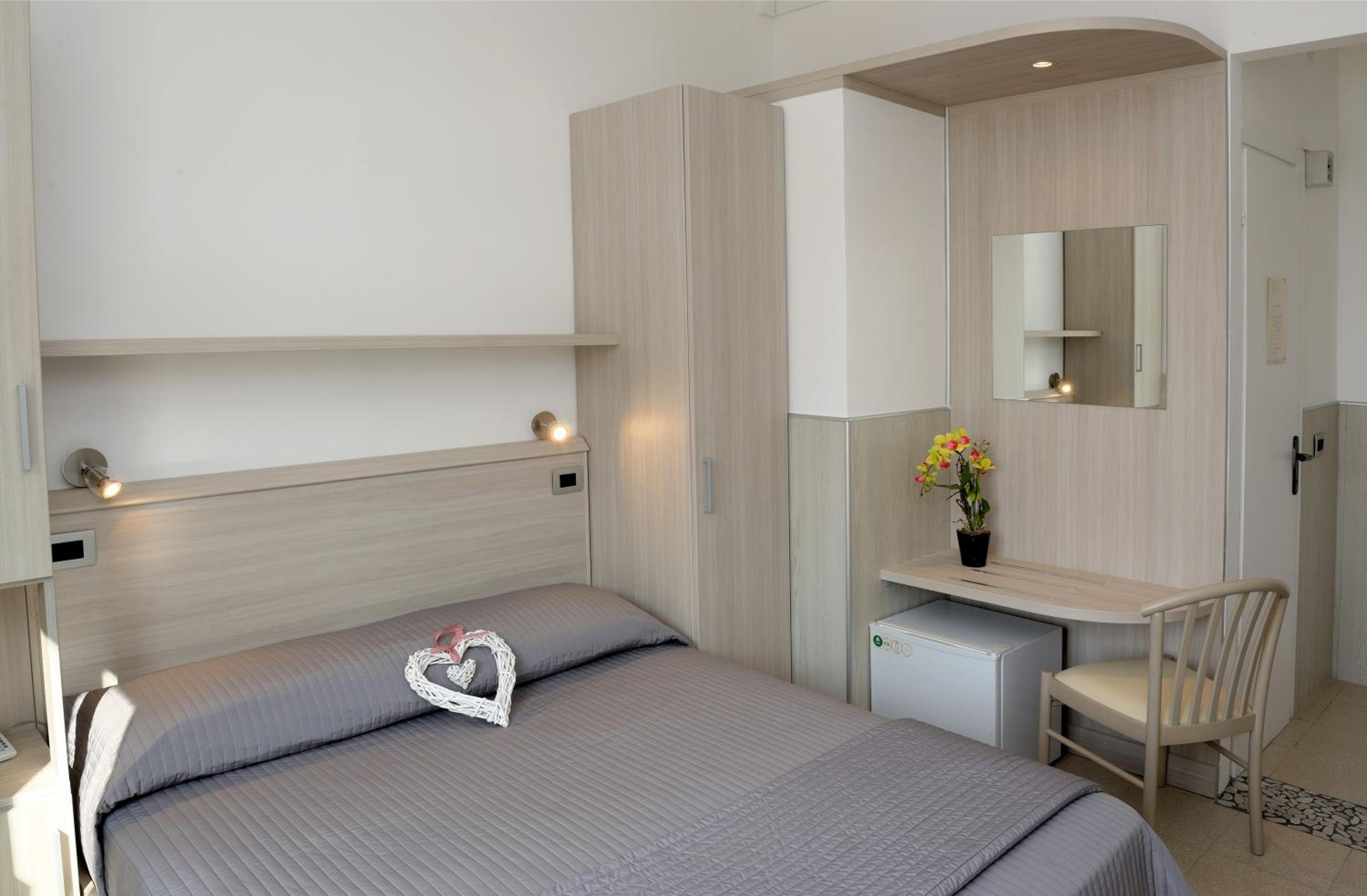 Double Room with Terrace and Sea View   - Photo 25