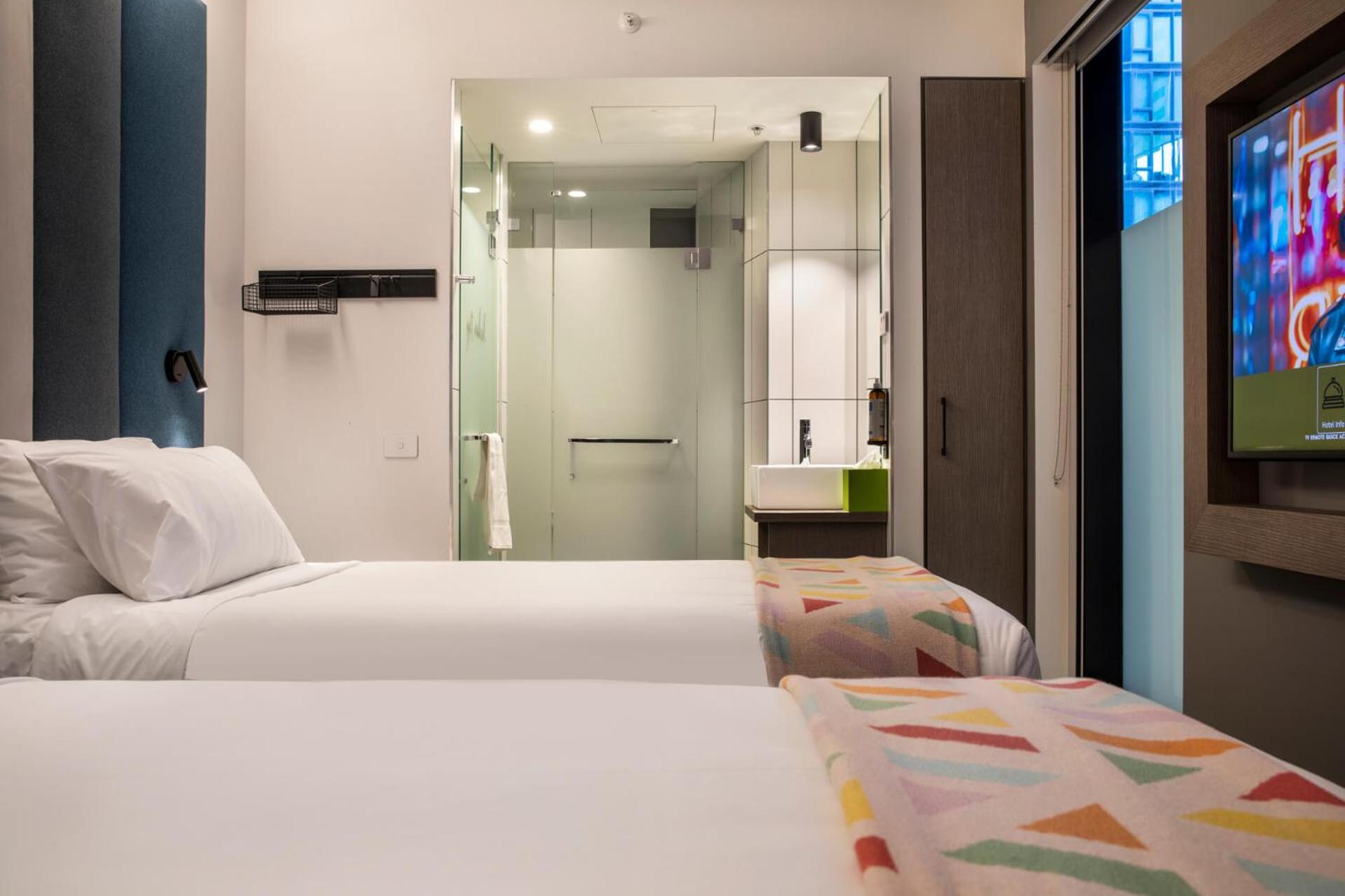 Standard Twin Room - Photo 2