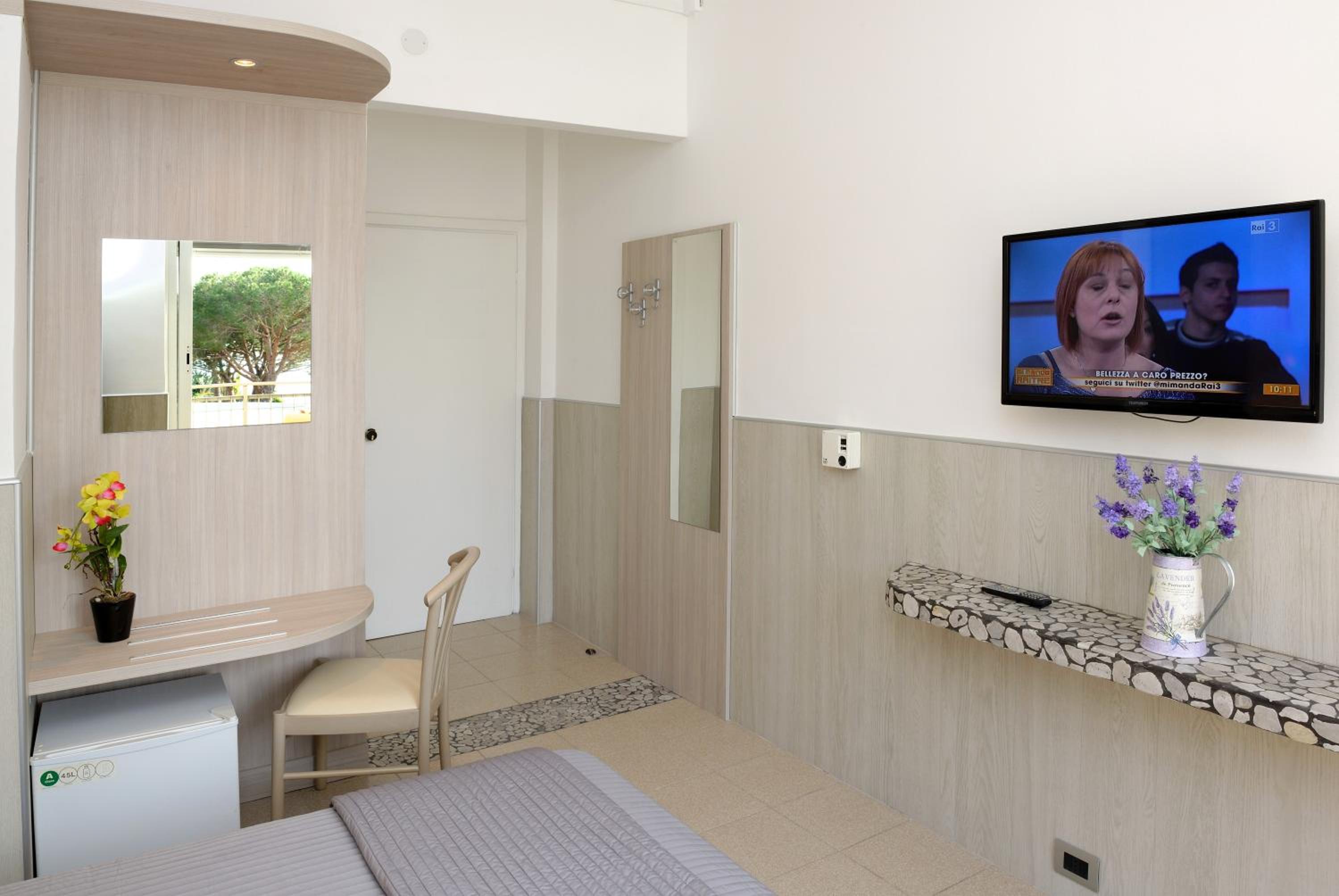 Double Room with Terrace and Sea View   - Photo 21