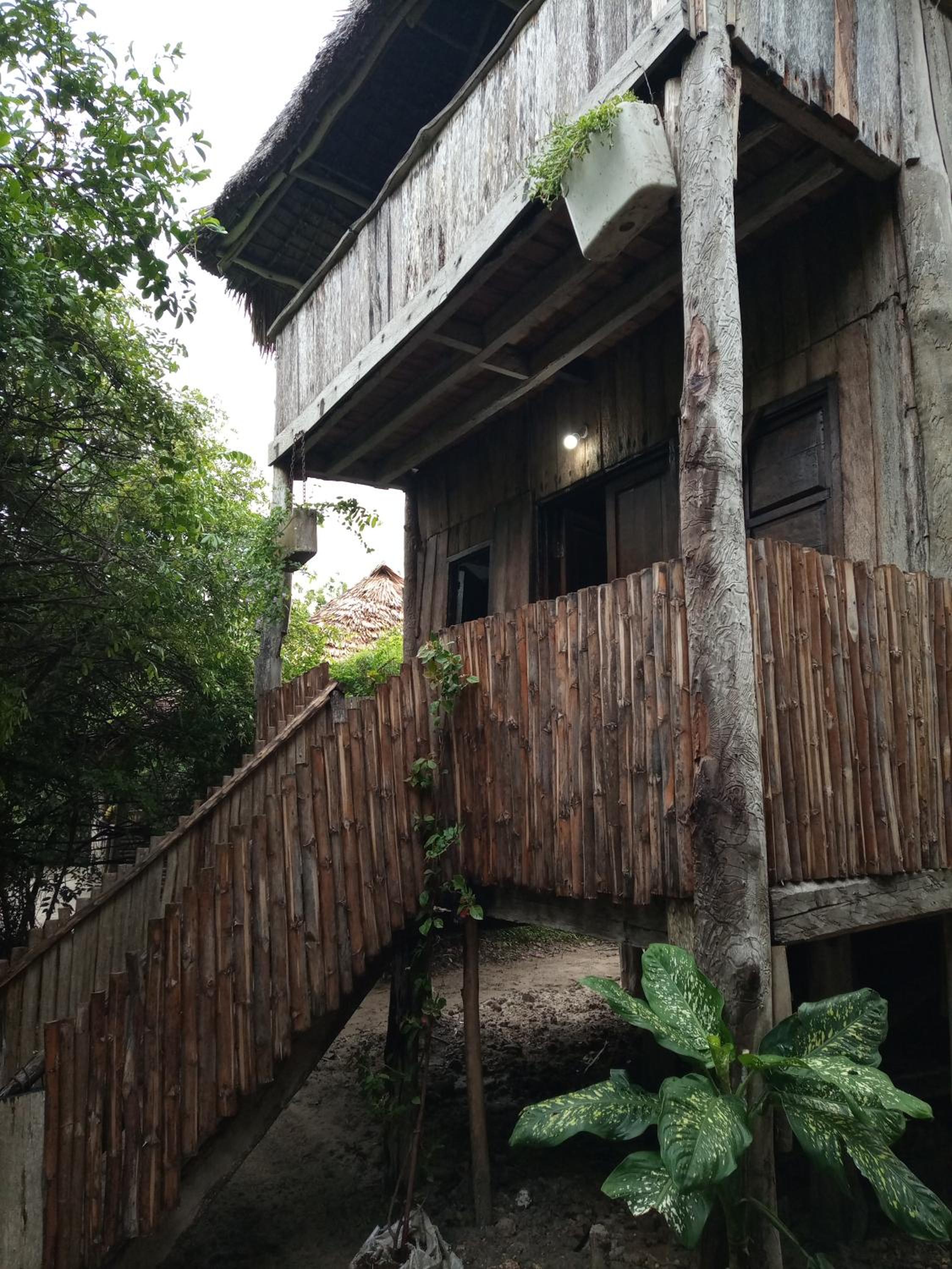 Deluxe Bungalow with Sea View - Photo 20