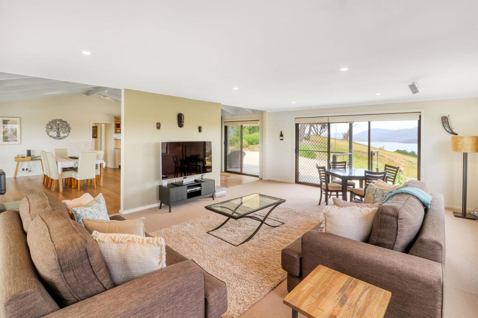 Four-Bedroom House photo 1