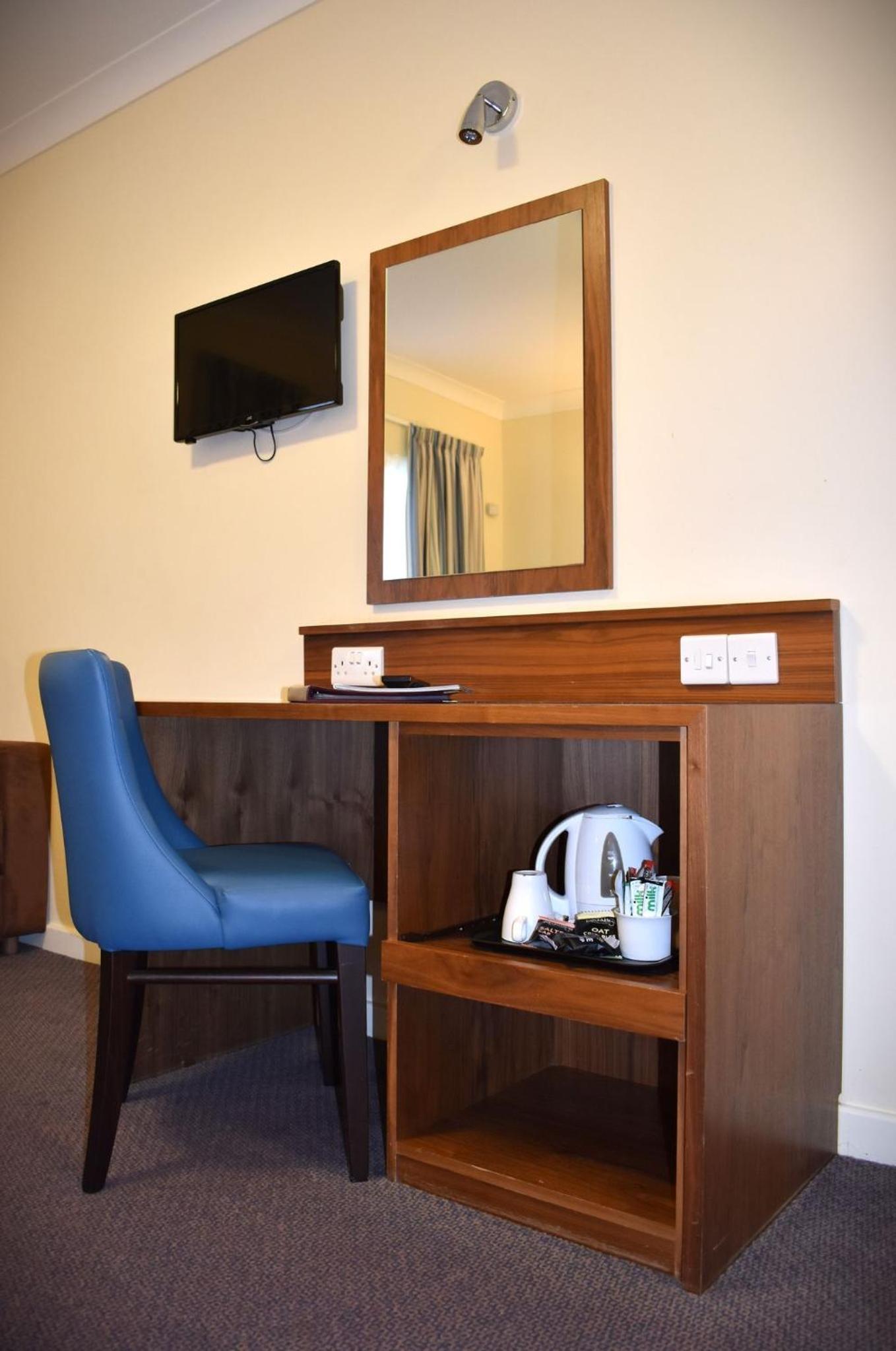 Double Room with Private Bathroom - Photo 3