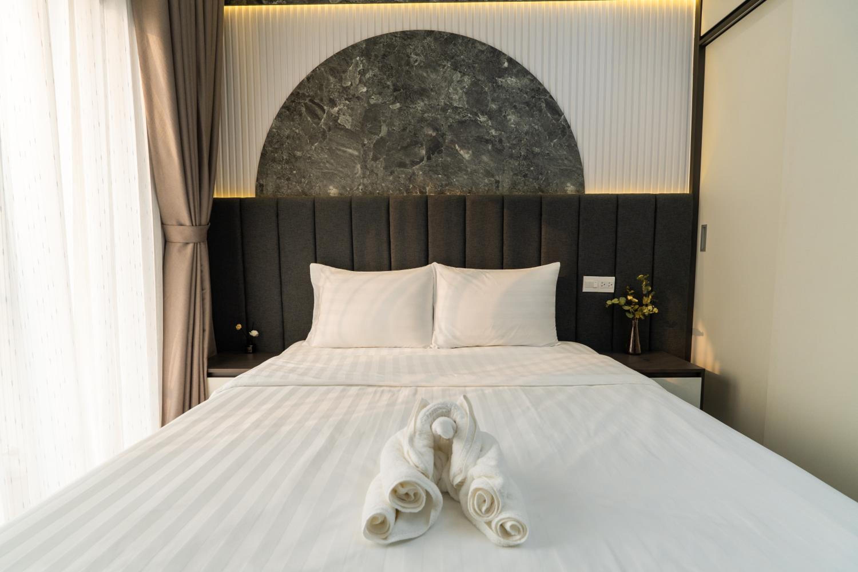 Double Room with Lake View