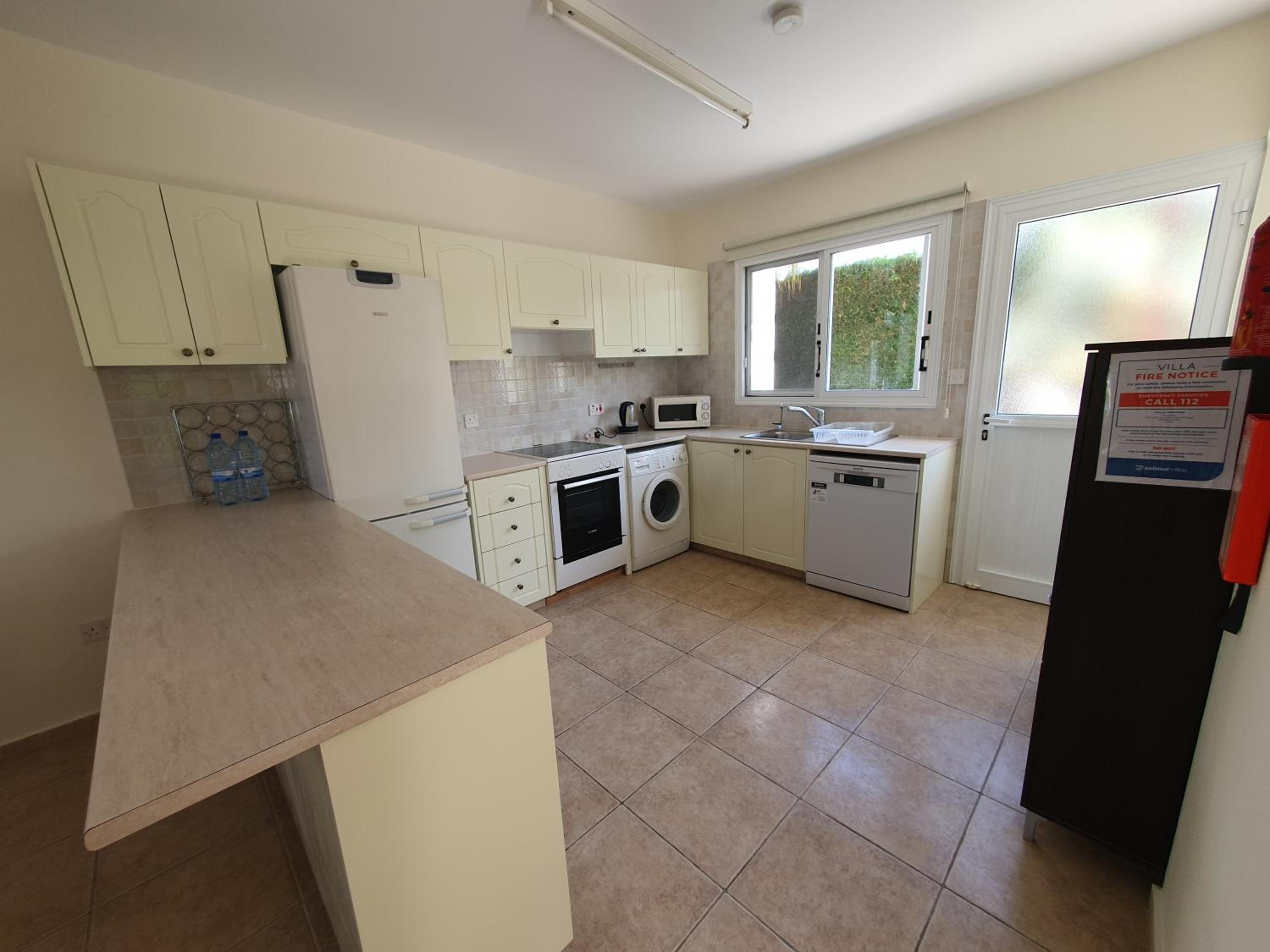 Three-Bedroom Villa photo 2