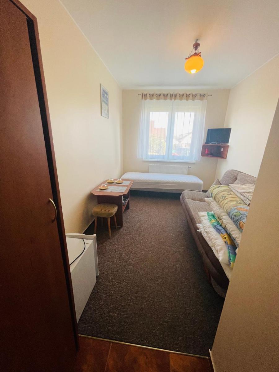 Triple Room with Bathroom photo 1