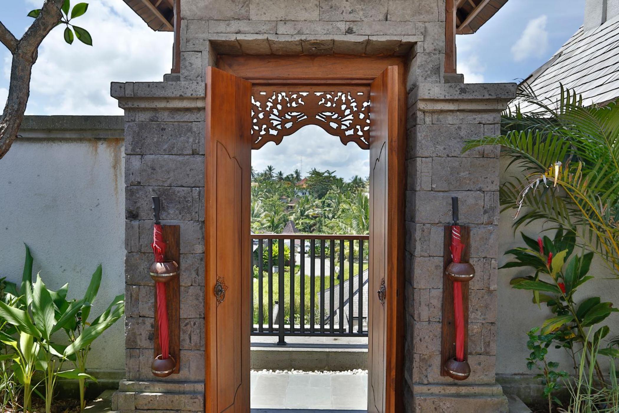 Two-Bedroom Royal Sky Villa thumbnail 5