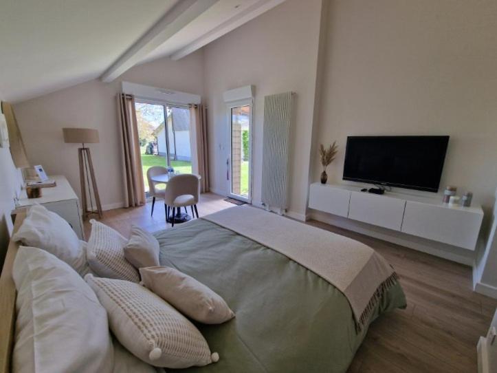 King Room with Garden View photo 1