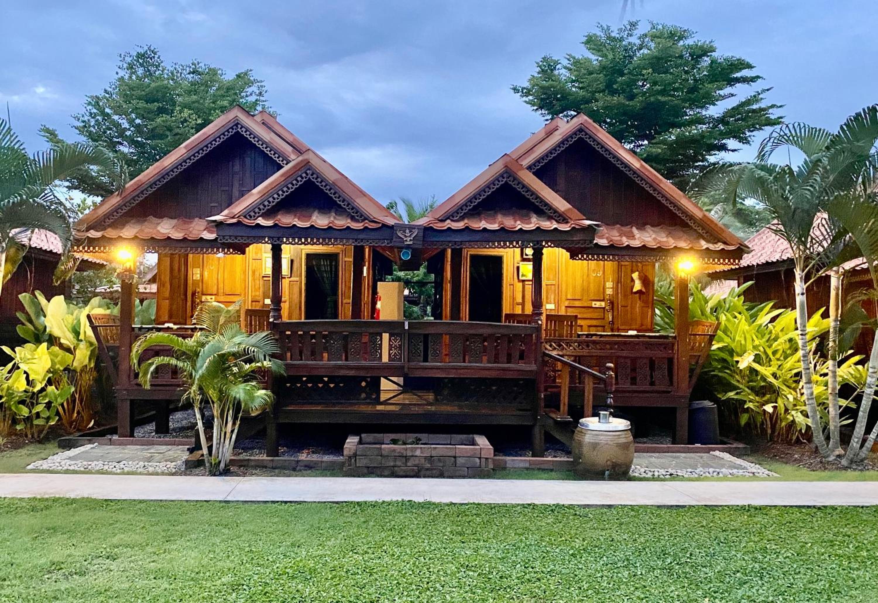 2 Bedroom Bungalow  photo 3