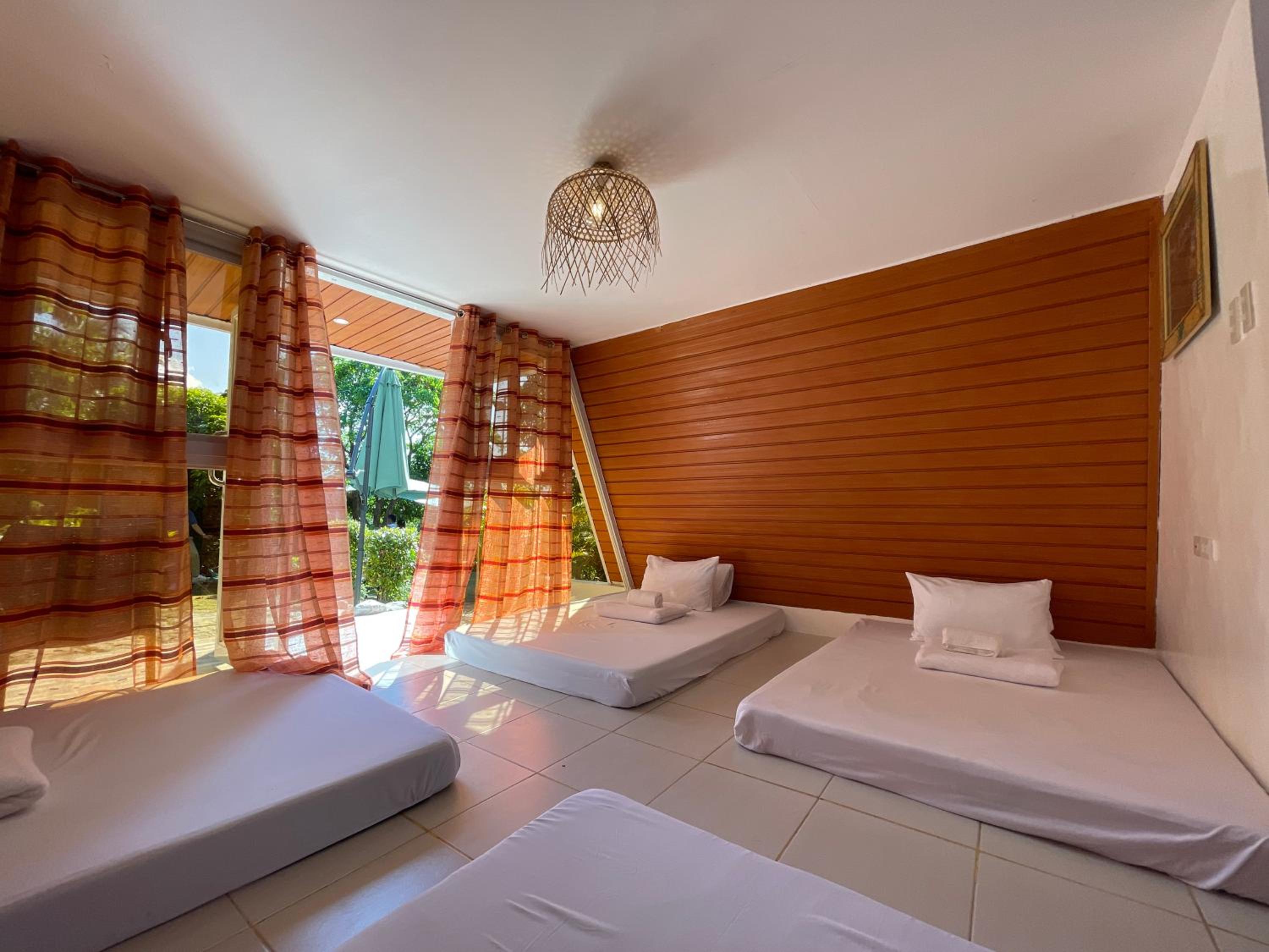 Glamping Cabin - Photo 12