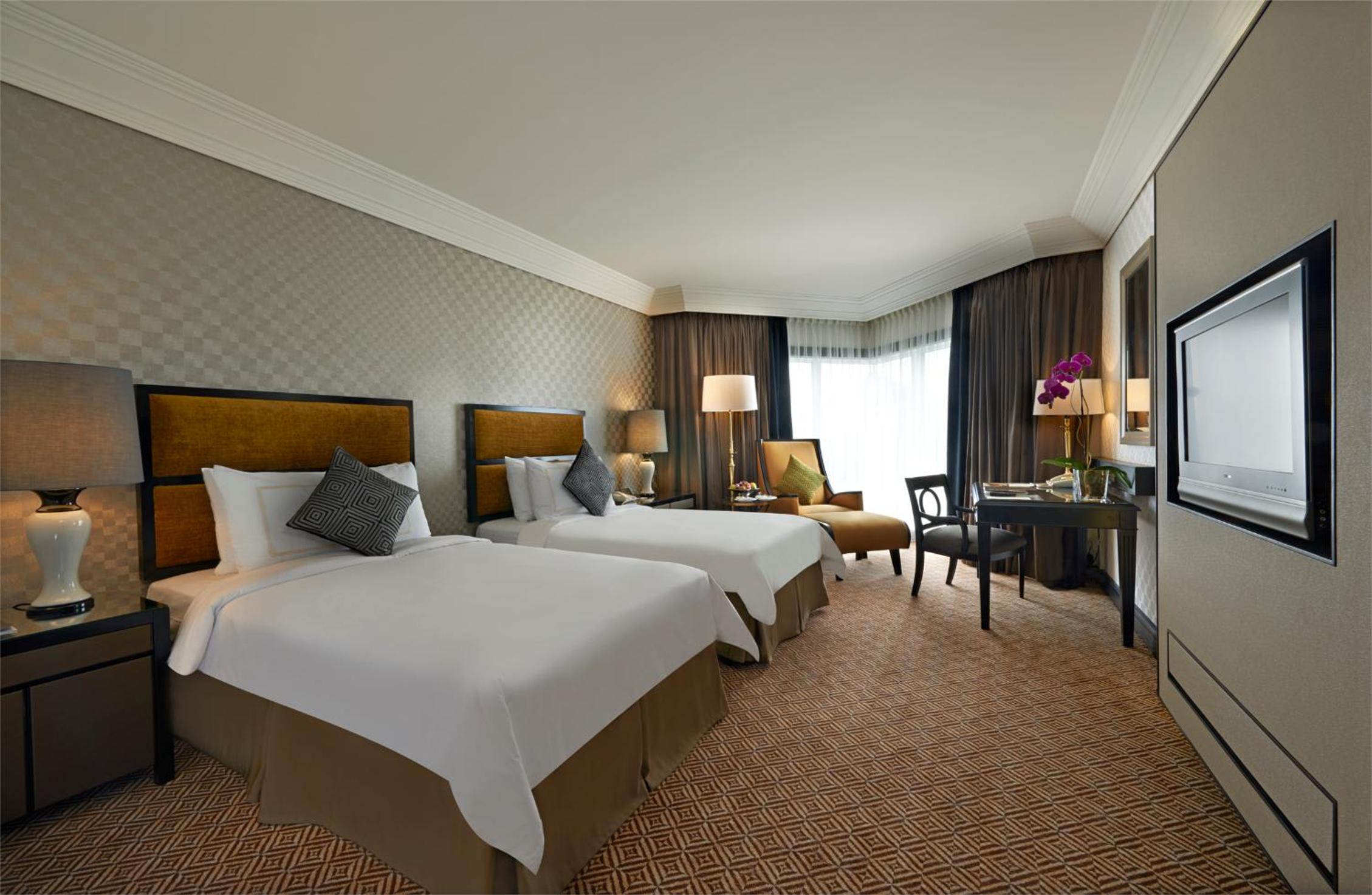 Deluxe Room with Two Single Beds photo 3