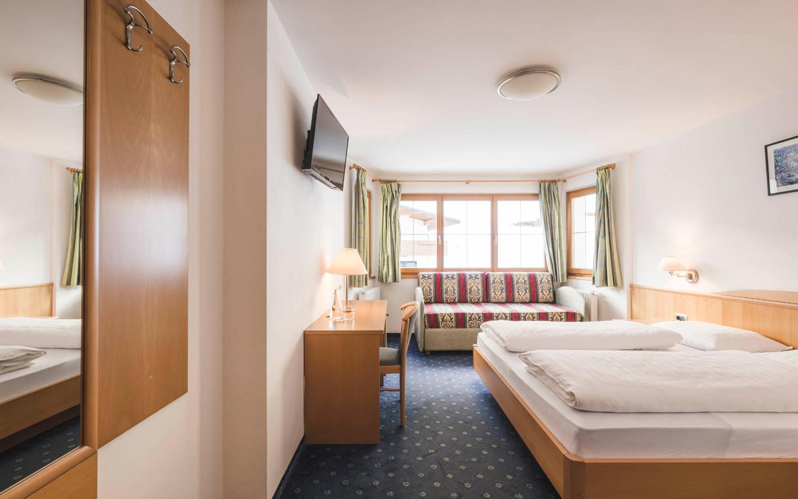 Classic Triple Room