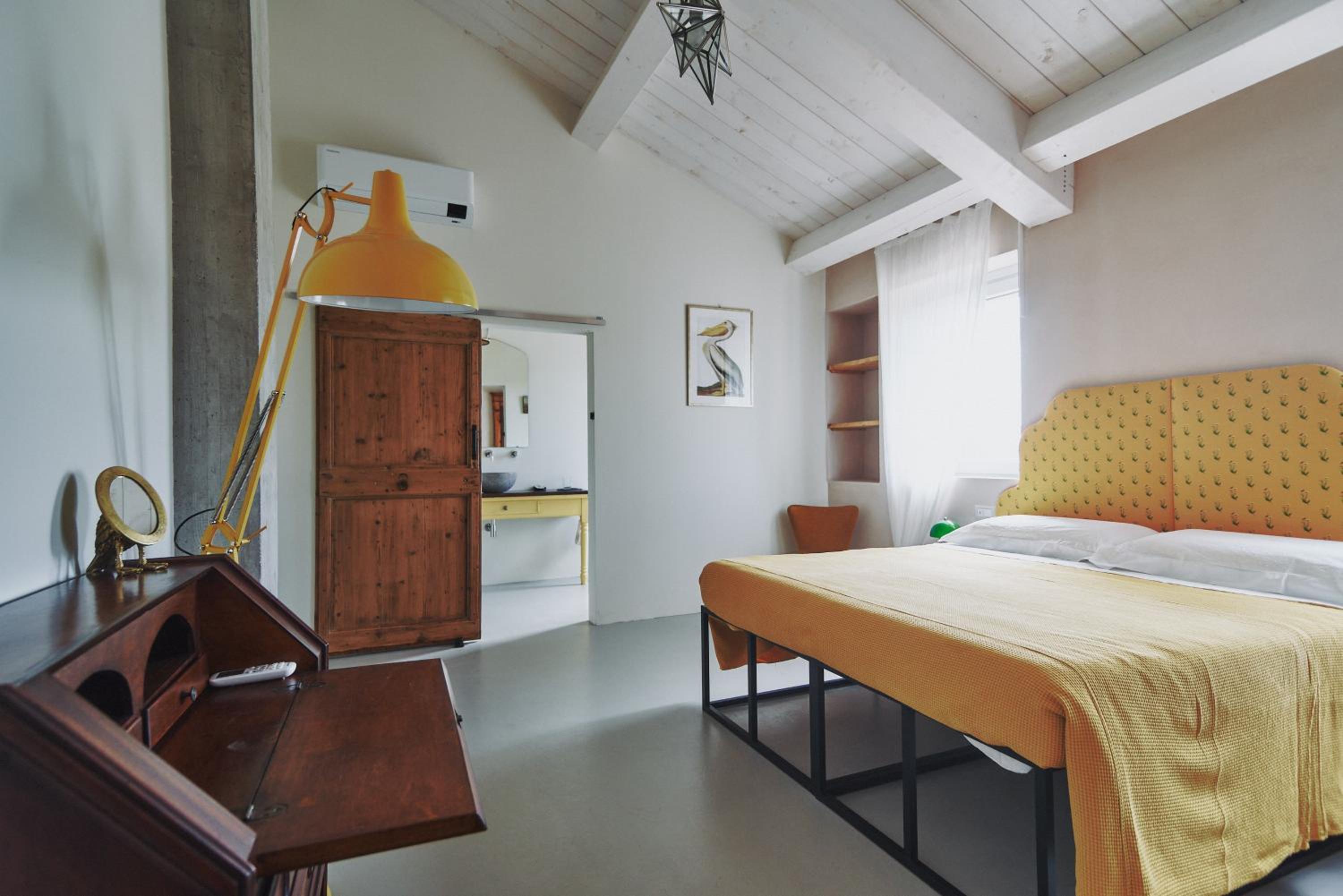 Double or Twin Room with Private Bathroom photo 3