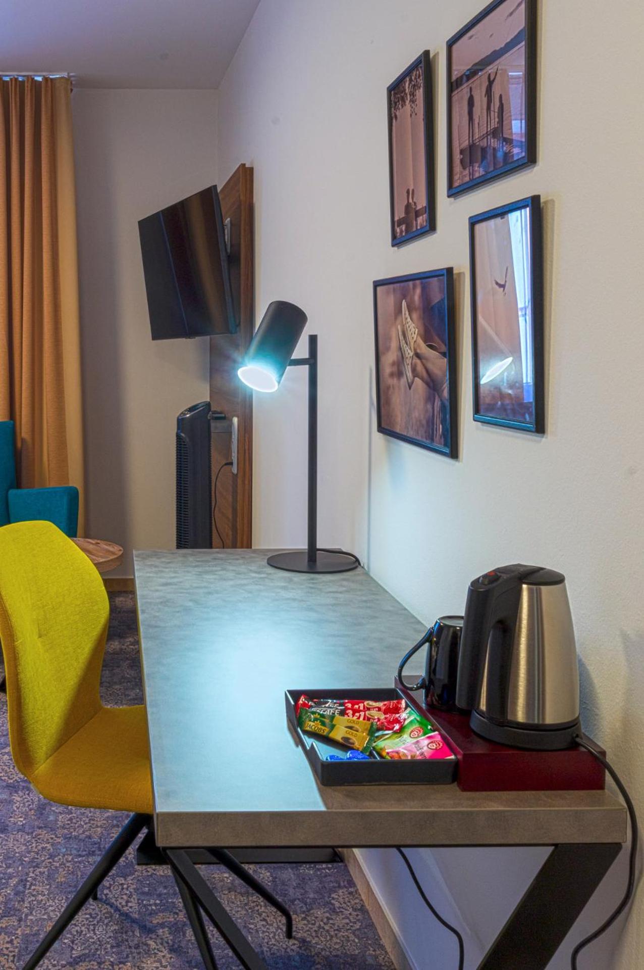 Double Room - Photo 3