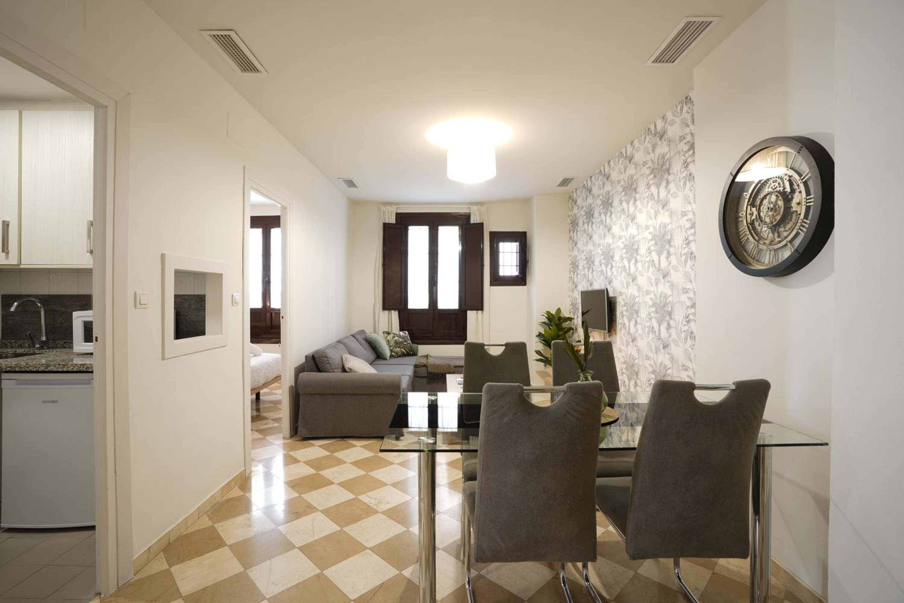 Apartment - Ground Floor - Photo 6