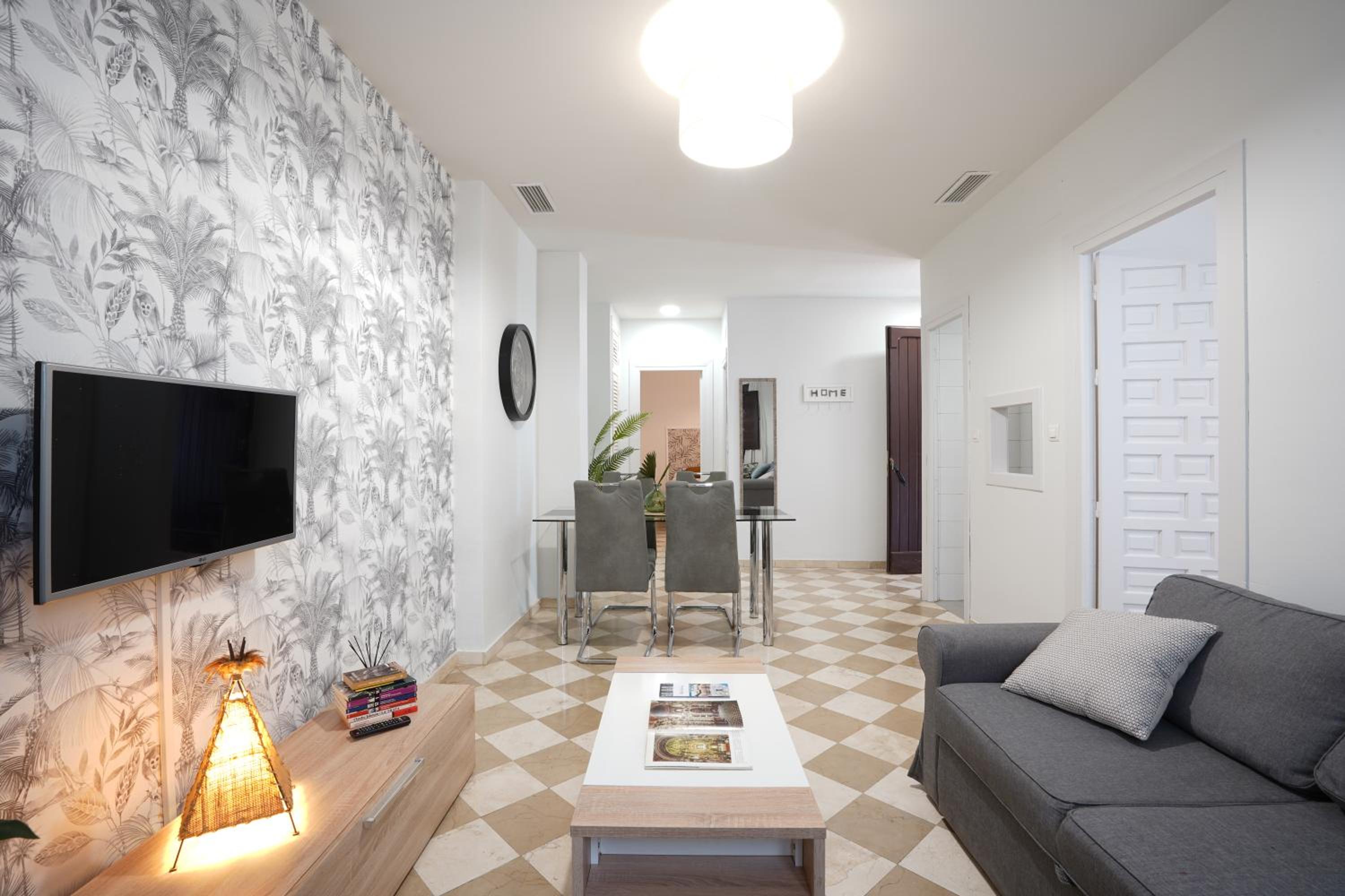Apartment - Ground Floor - Photo 4
