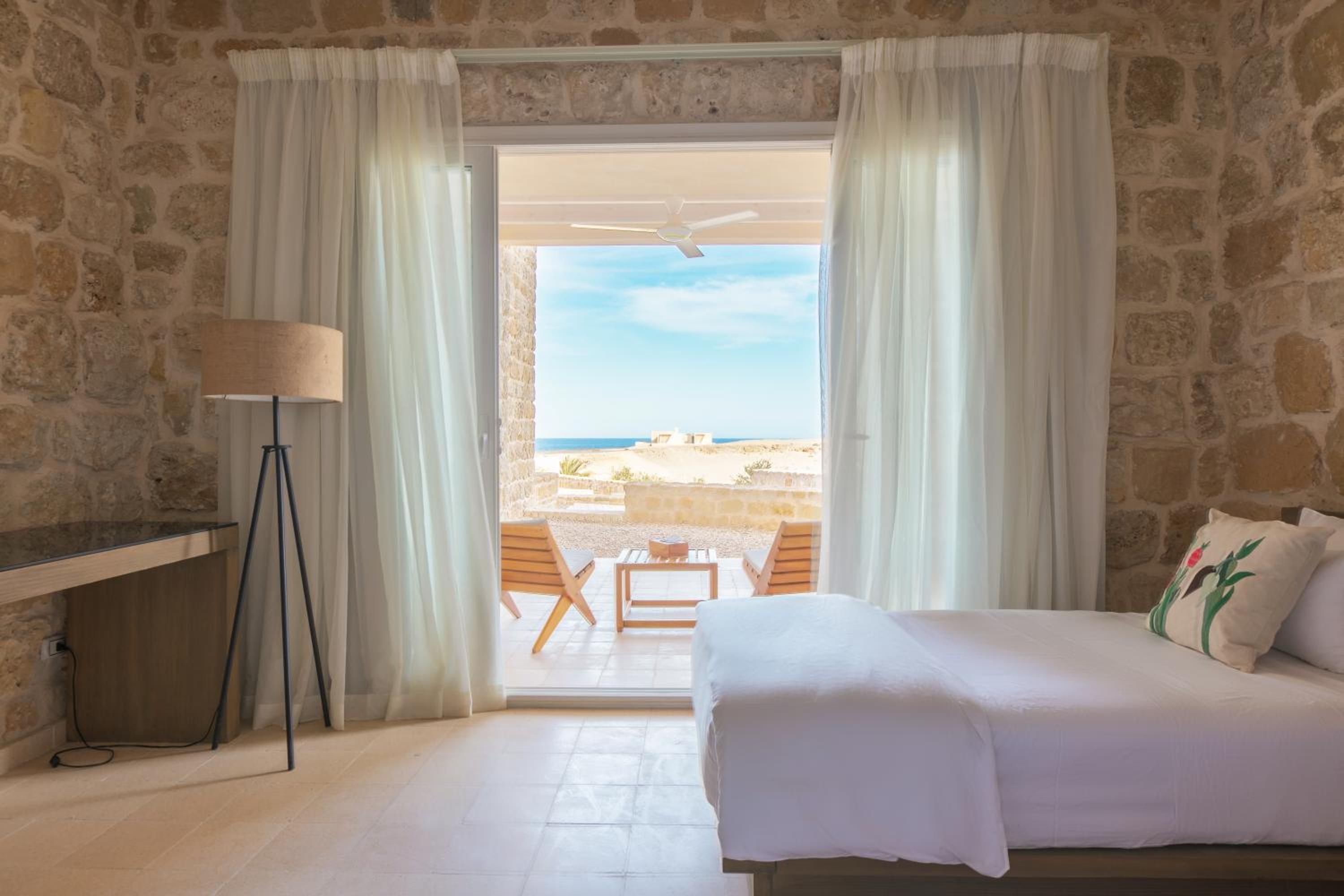 Superior Twin Room with Sea View - Photo 1