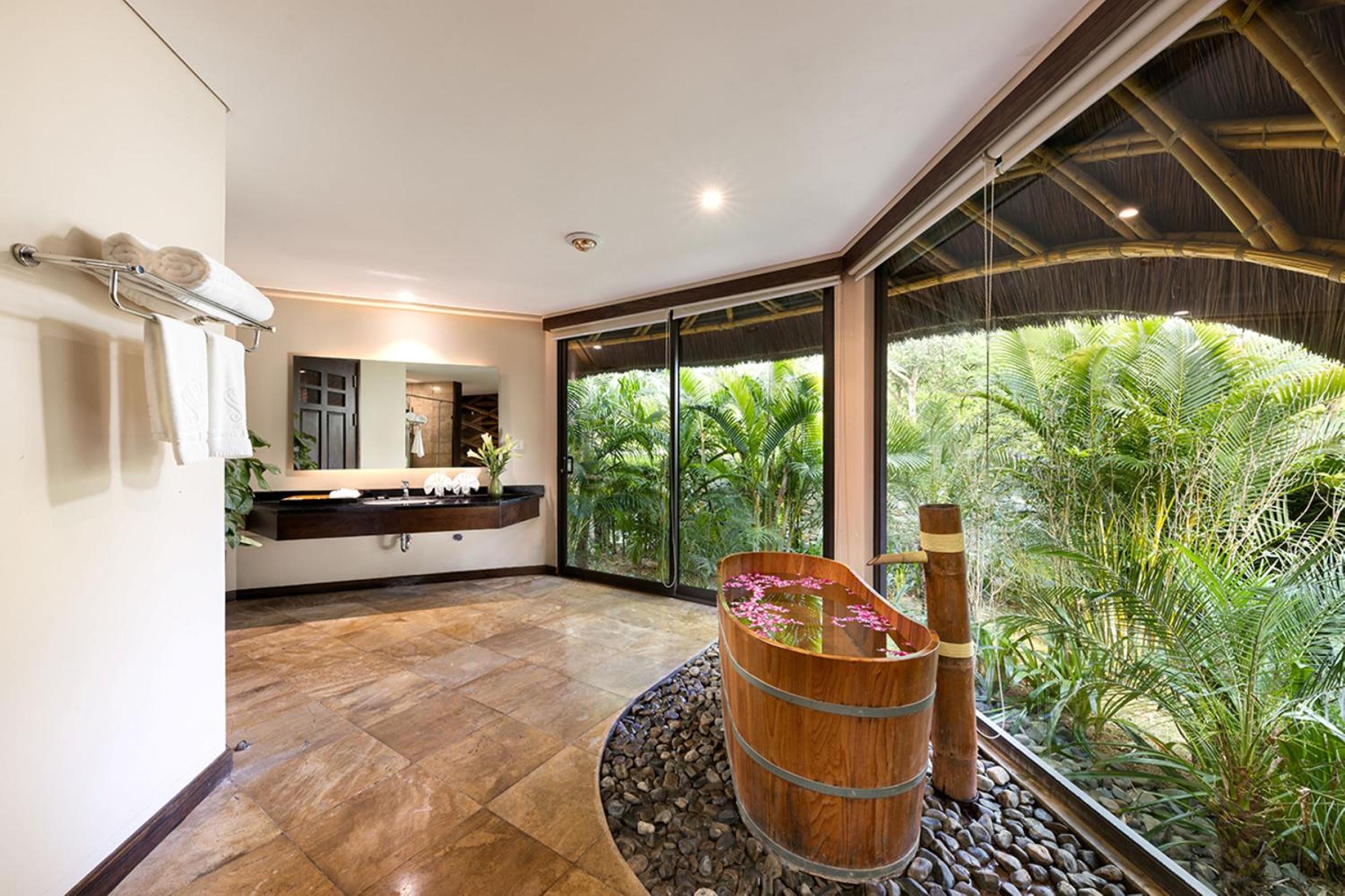 Bungalow Twin with Spa & Onsen - Photo 3