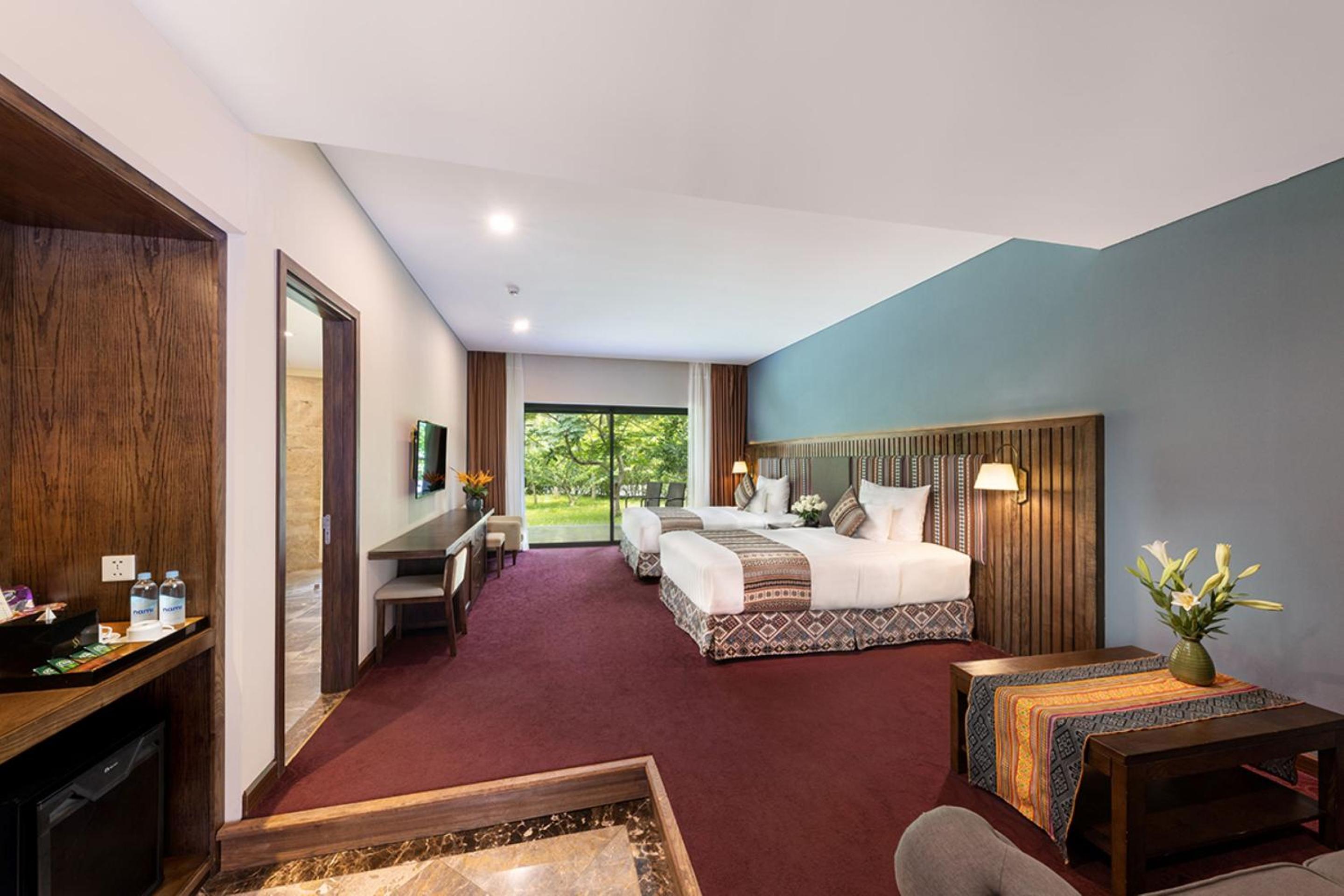 Zen House - Photo 1