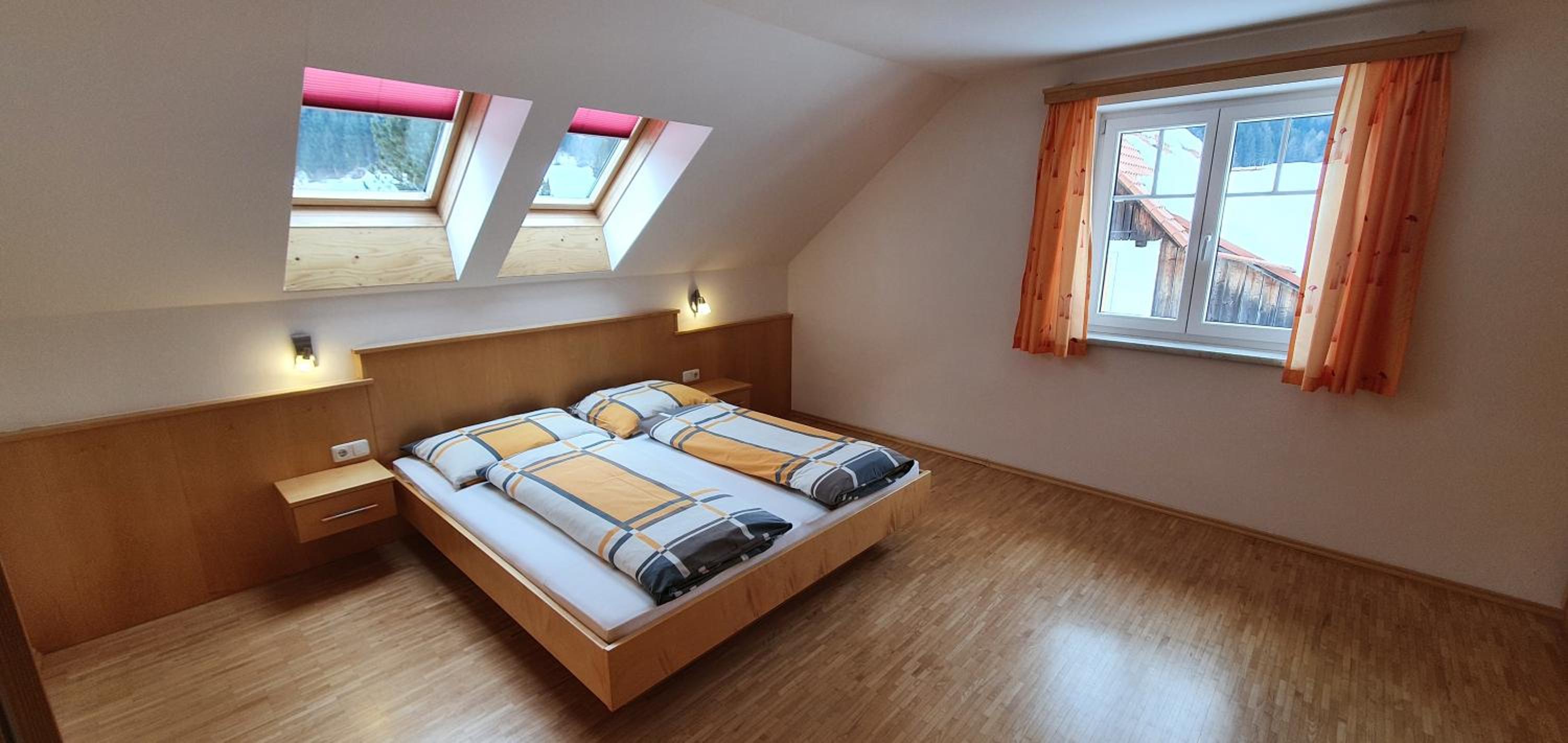Three-Bedroom Apartment photo 1