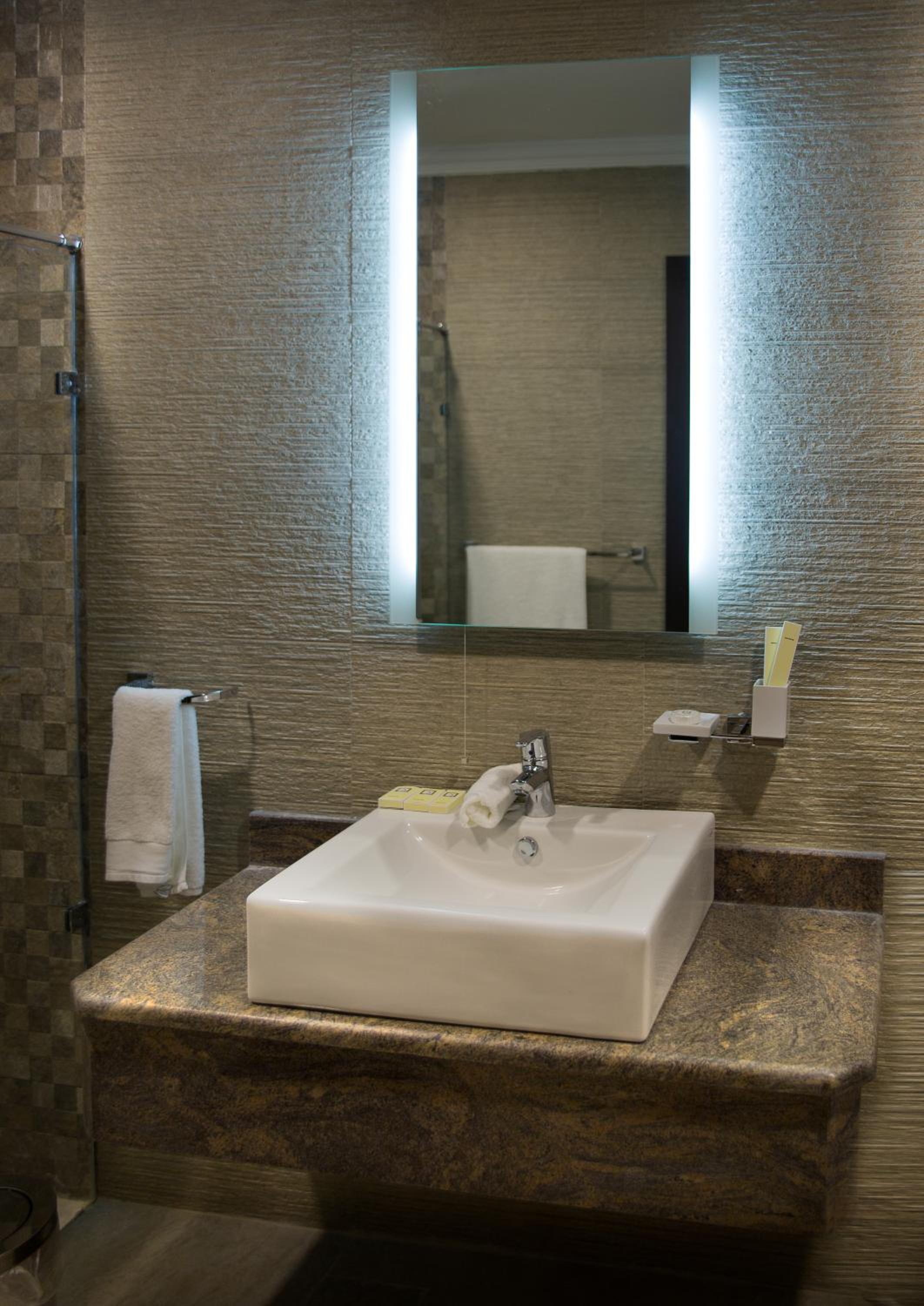Executive Suite with Sea View - Photo 2