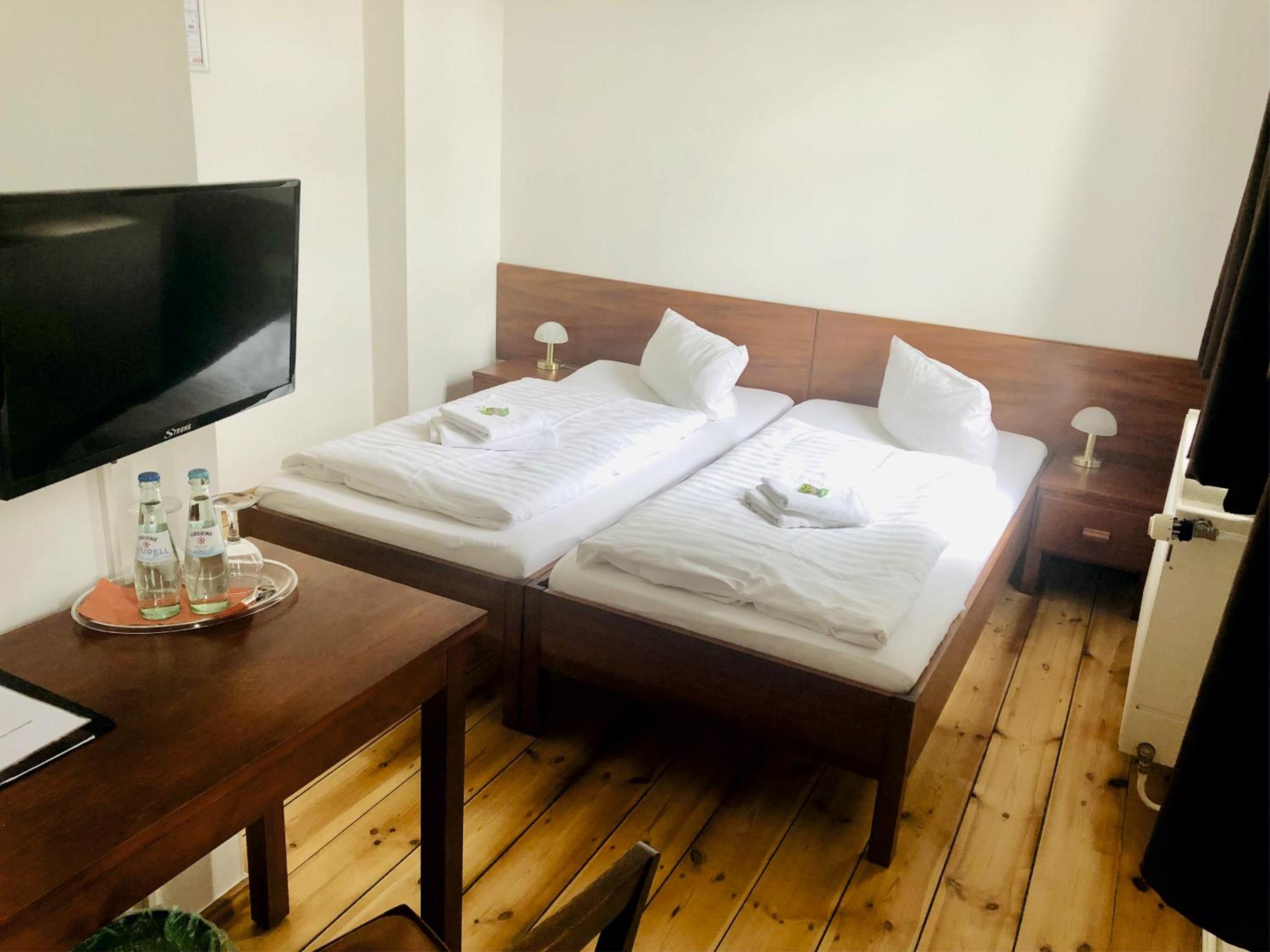 Double Or Twin Room photo 3