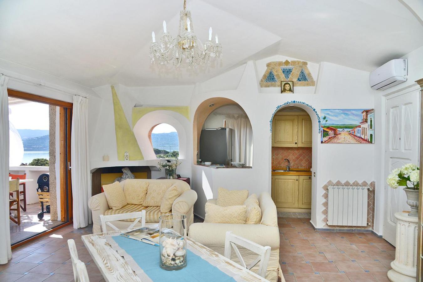 Villa - Separate Building photo 2
