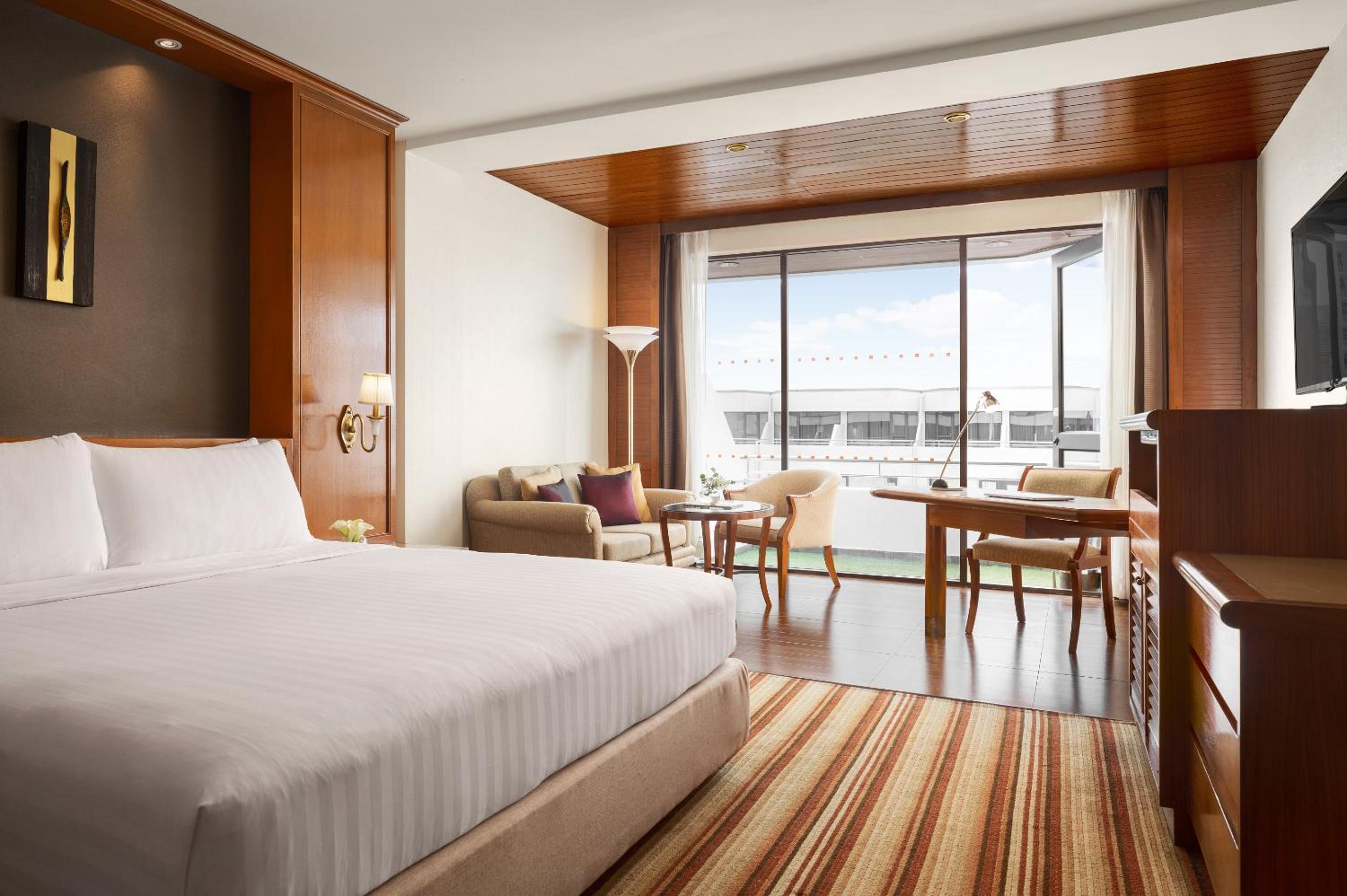 Grand Deluxe Twin Room