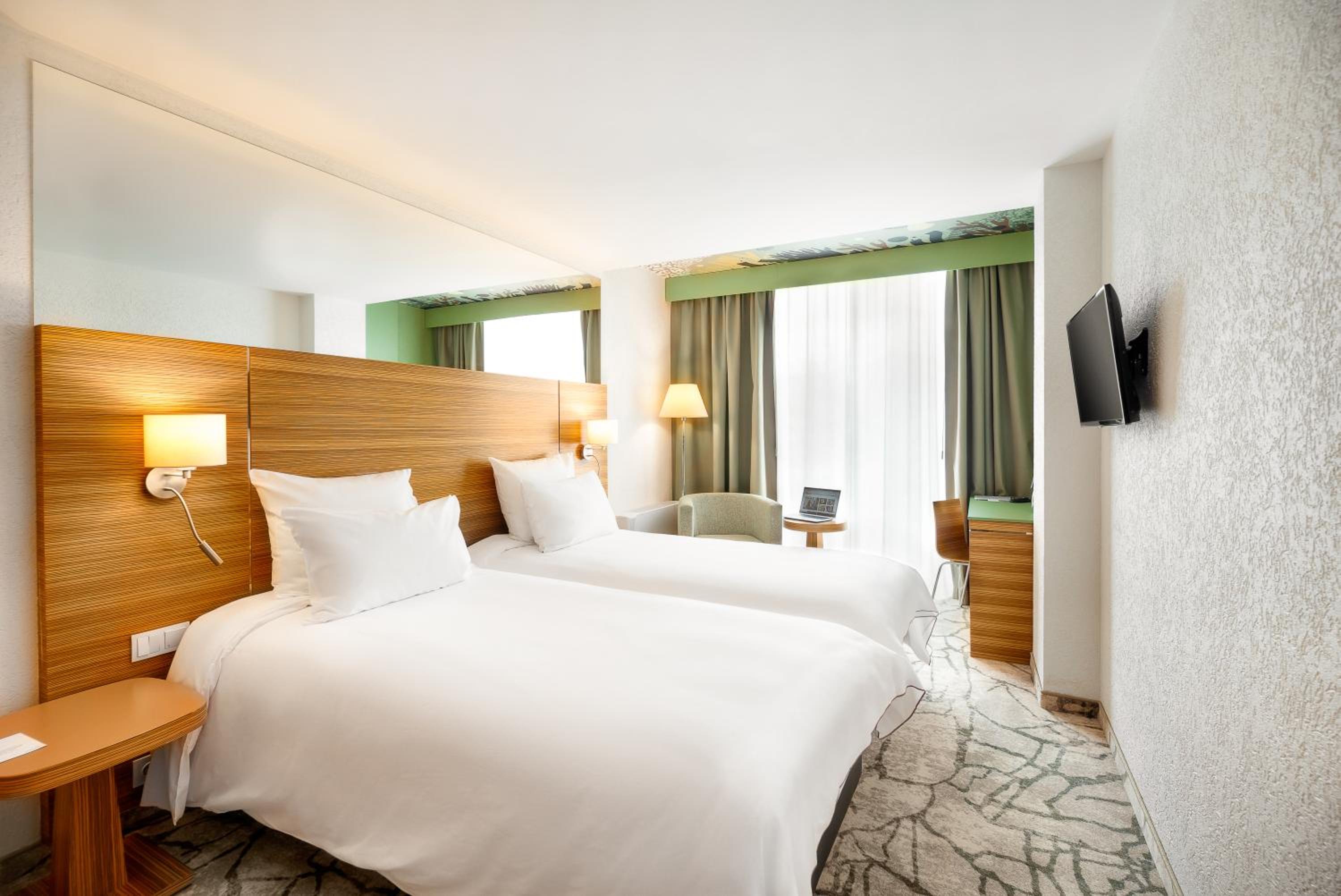 Classic Twin Room - Photo 4
