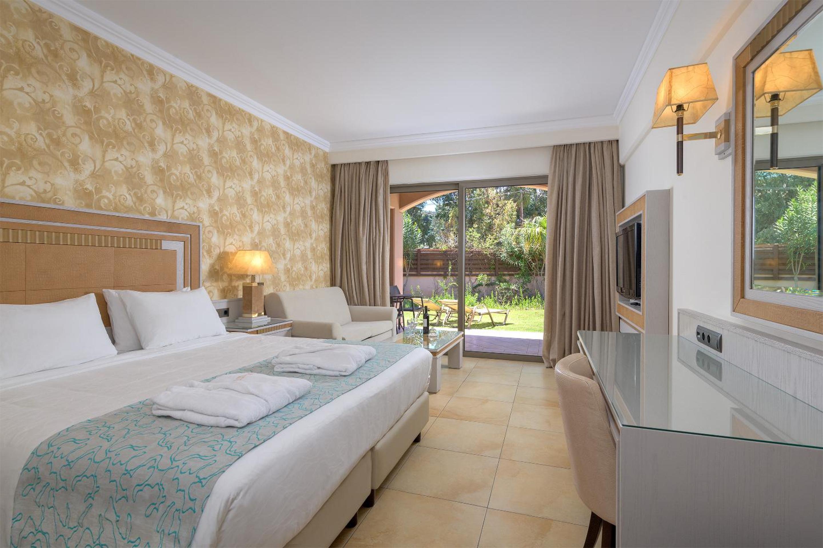 Superior Double or Twin Room with Garden View