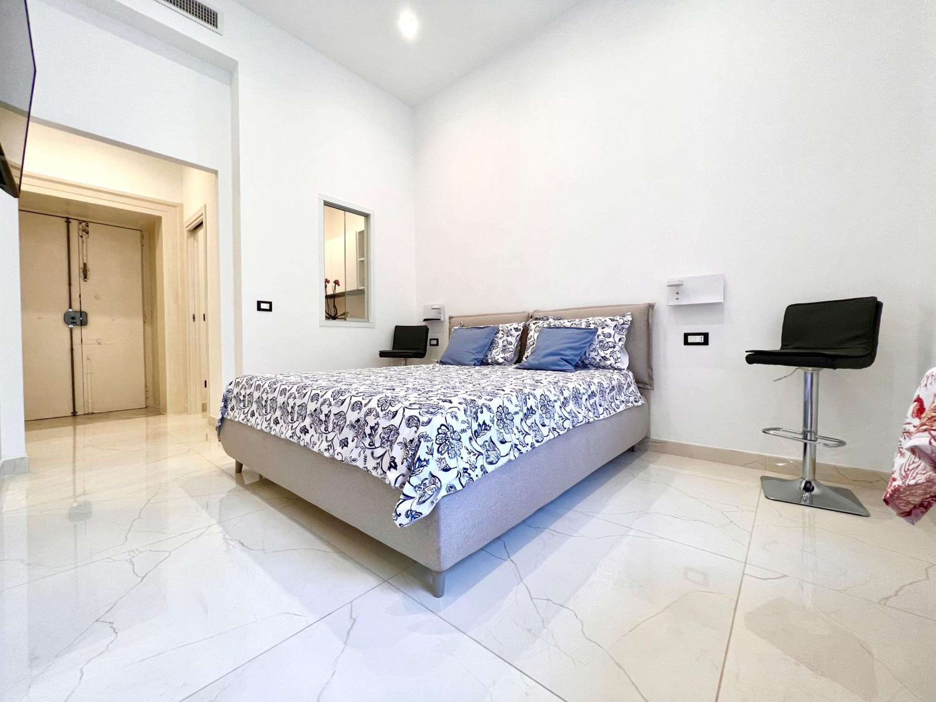 One-Bedroom House photo 1