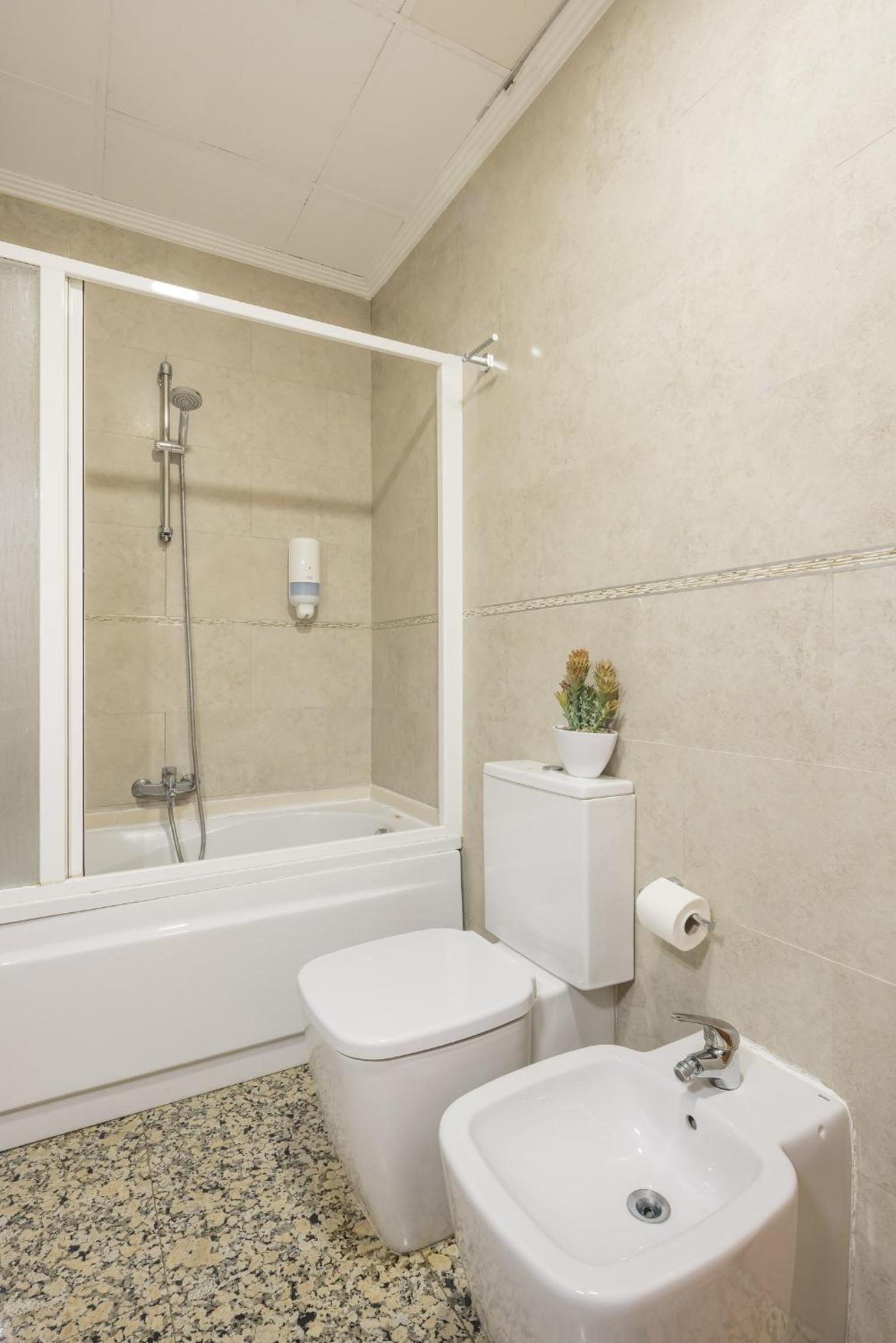 Apartment (4 Adults) - Photo 38