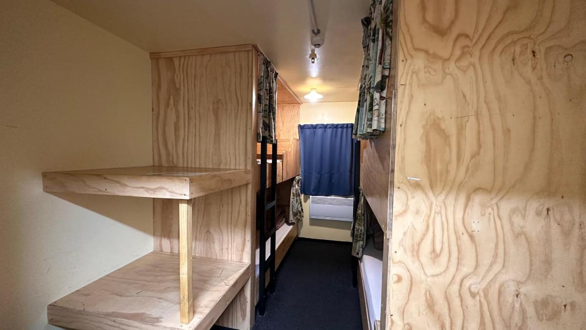 Bed in 4-Bed Dormitory Room photo 1