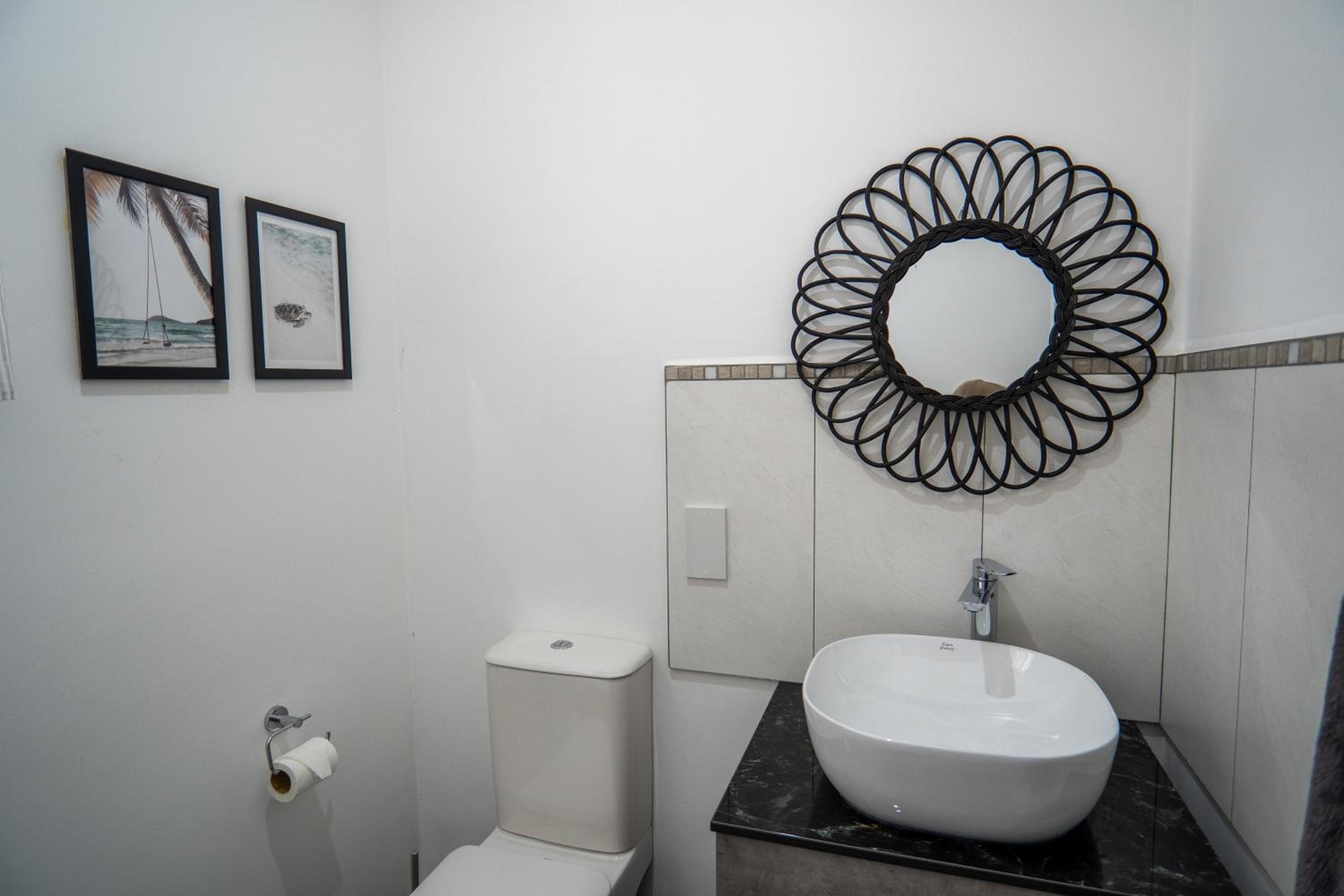 Studio Apartment with Sea View photo 2
