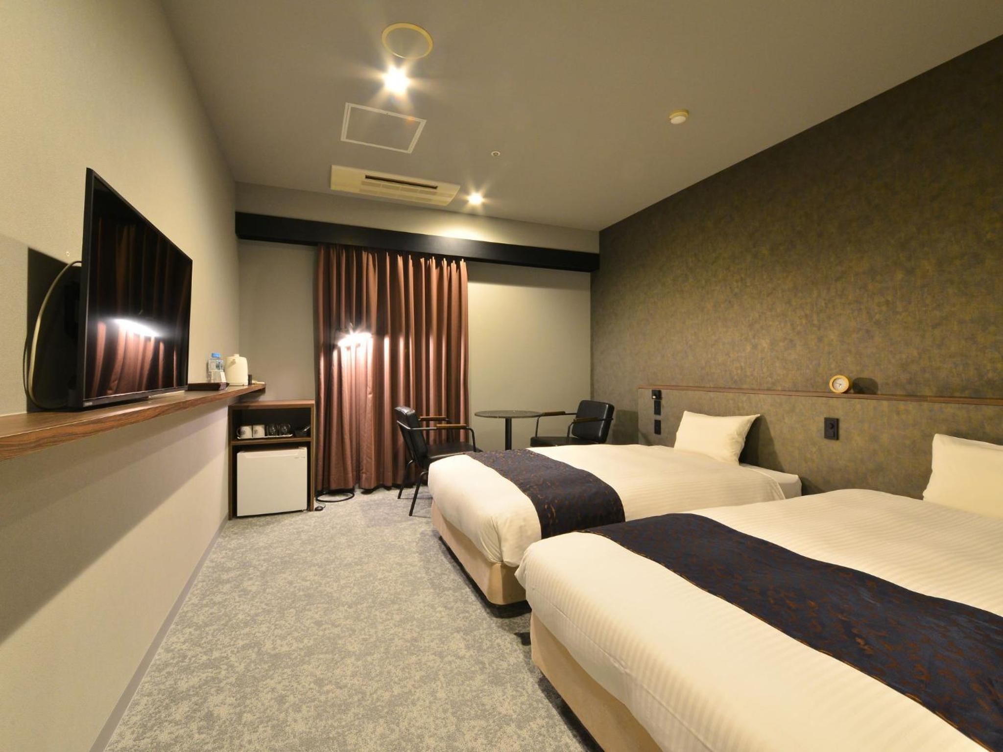 Twin Room - Non-Smoking - Main Building