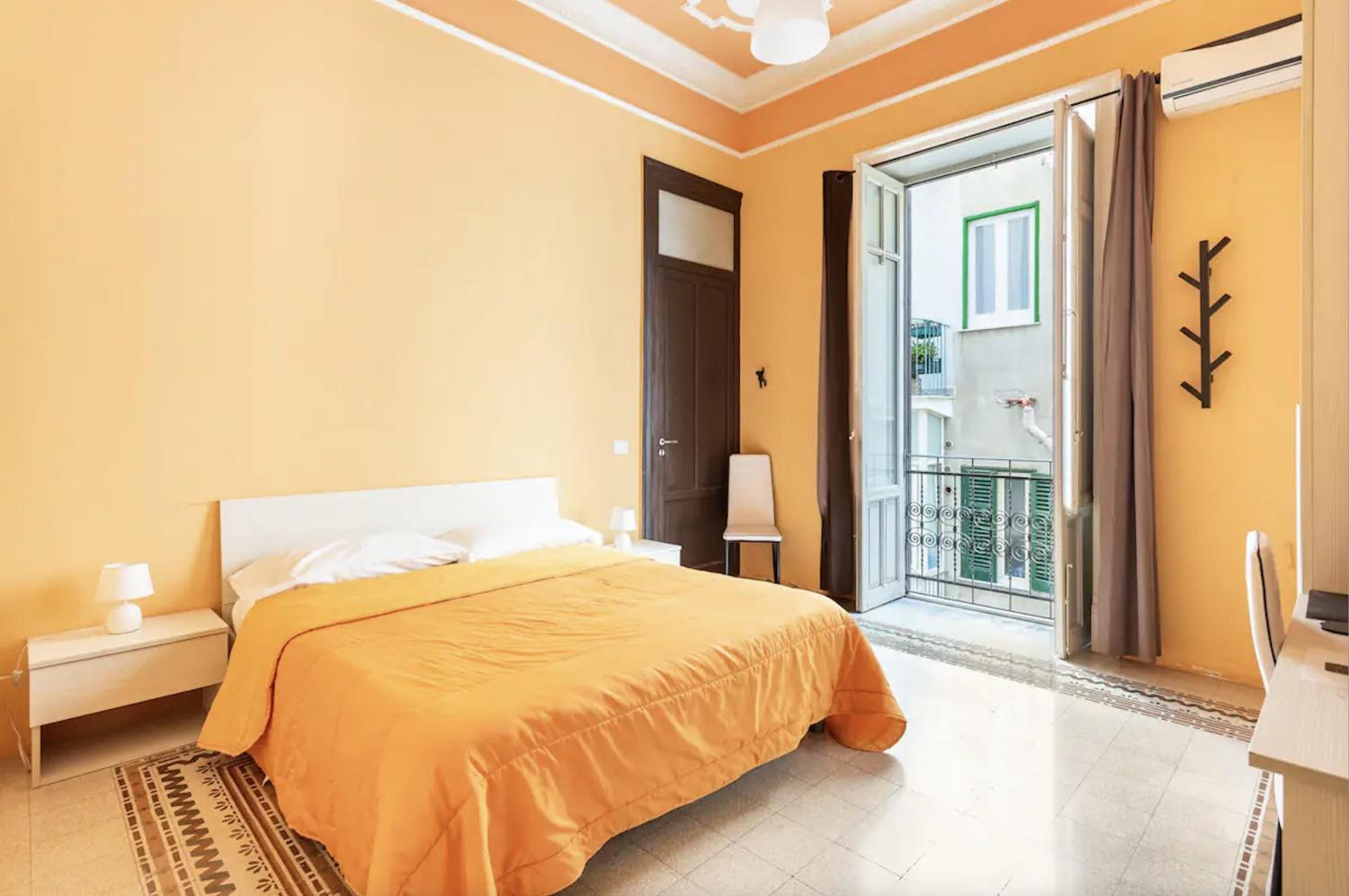 Double Room with Shared Bathroom
