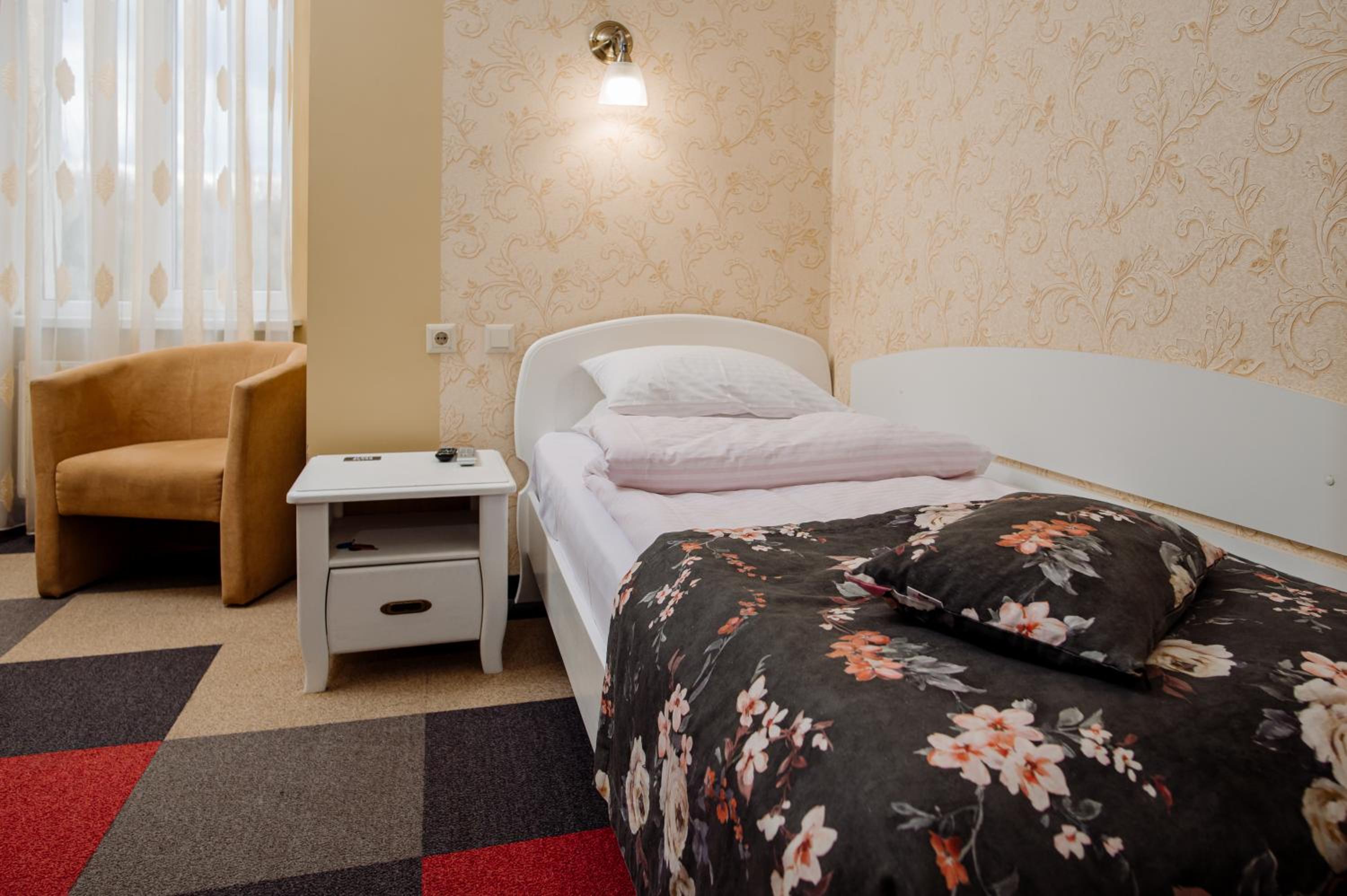 Single Room photo 2
