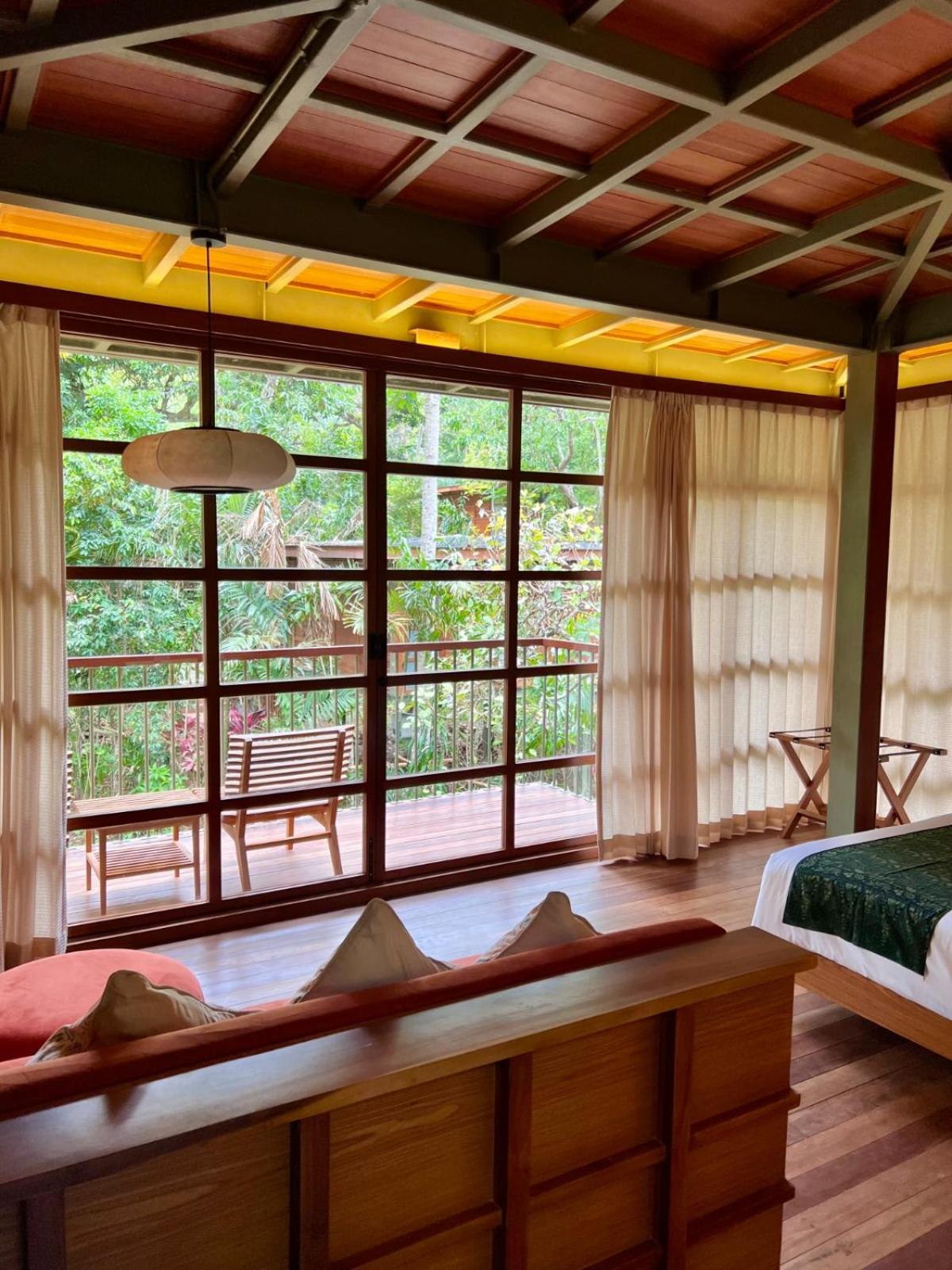 Treehouse Studio with Rooftop