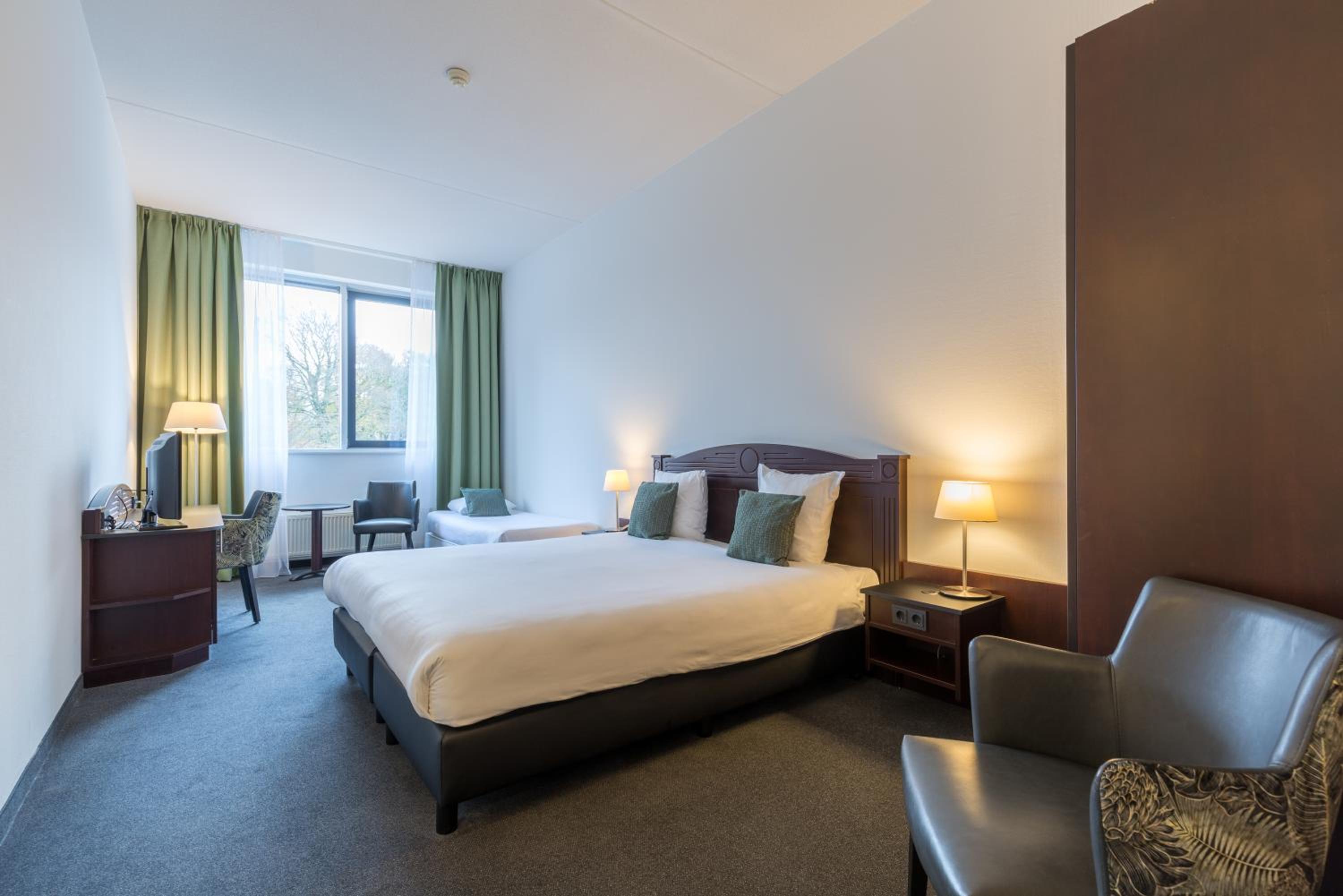 Deluxe Triple Room - Photo 3