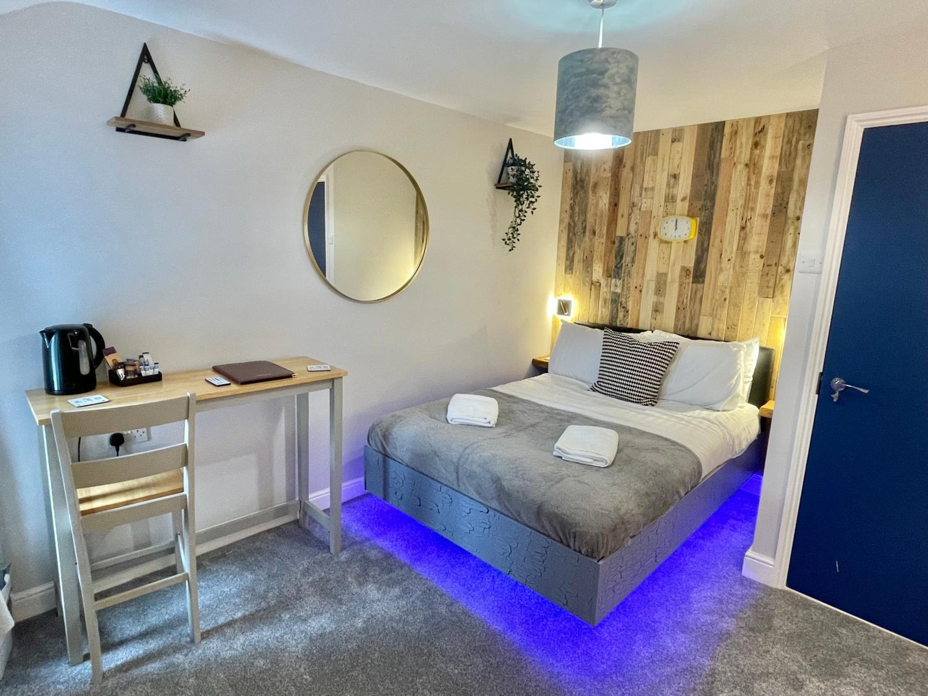 Deluxe Double Room - Photo 1