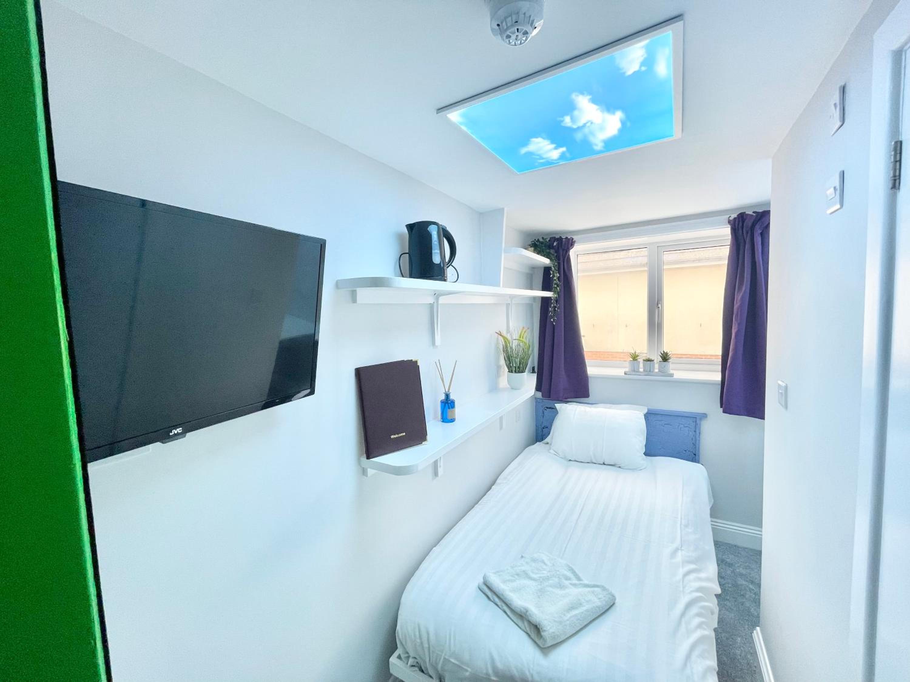 Small Single Room