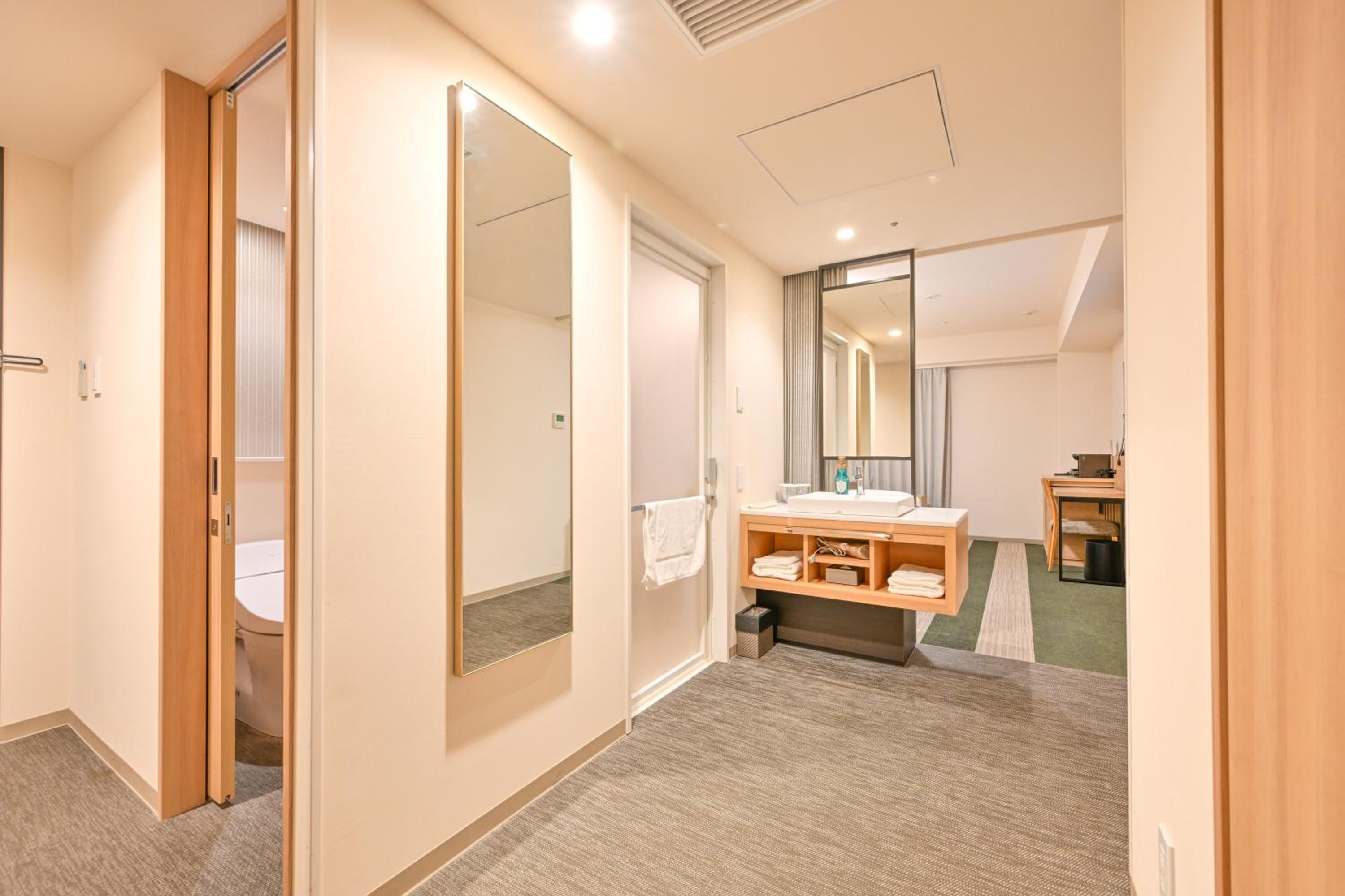 Superior Twin Room with Extra Bed - Smoking