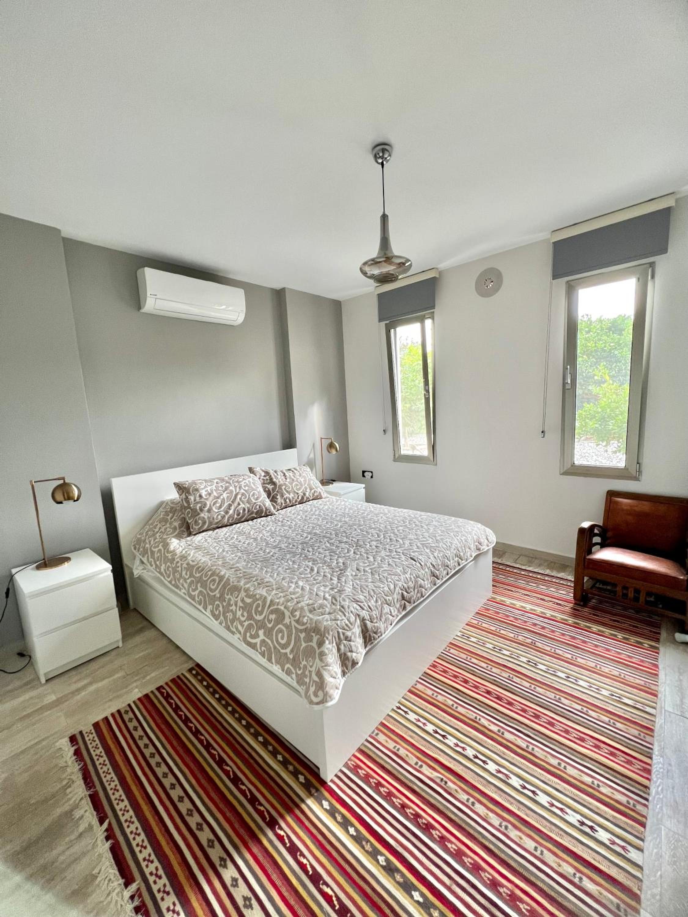 Two-Bedroom House photo 3