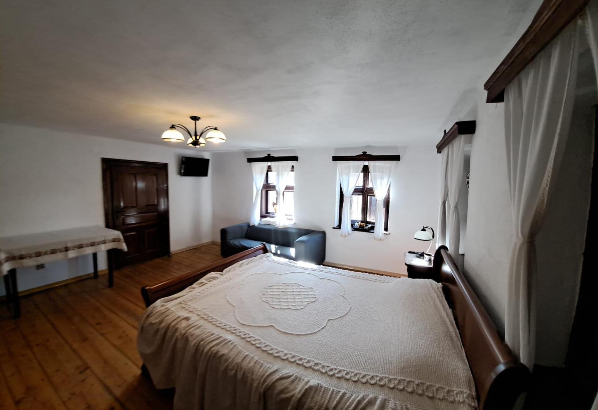 Double Room with Private Bathroom photo 1