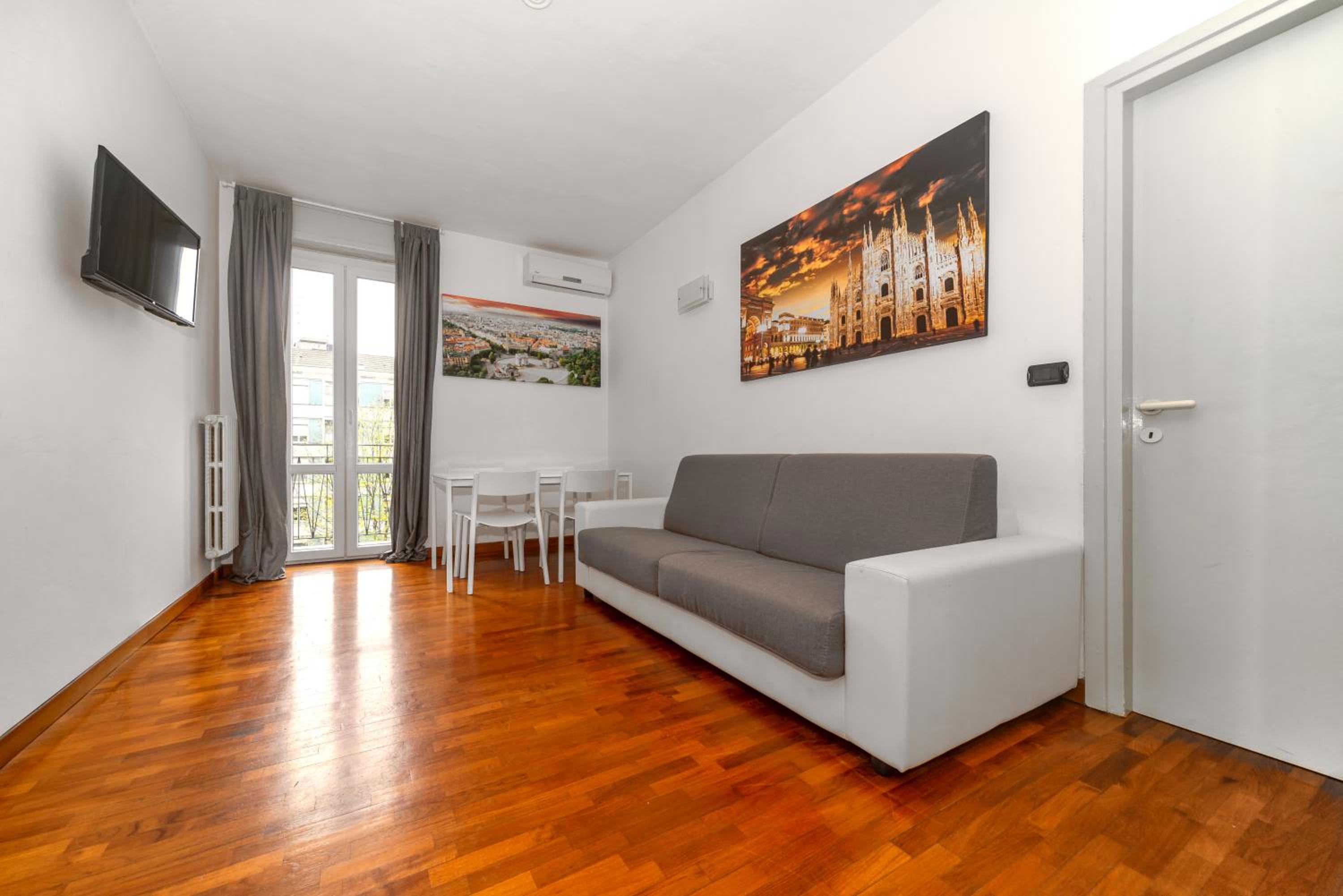 One-Bedroom Apartment