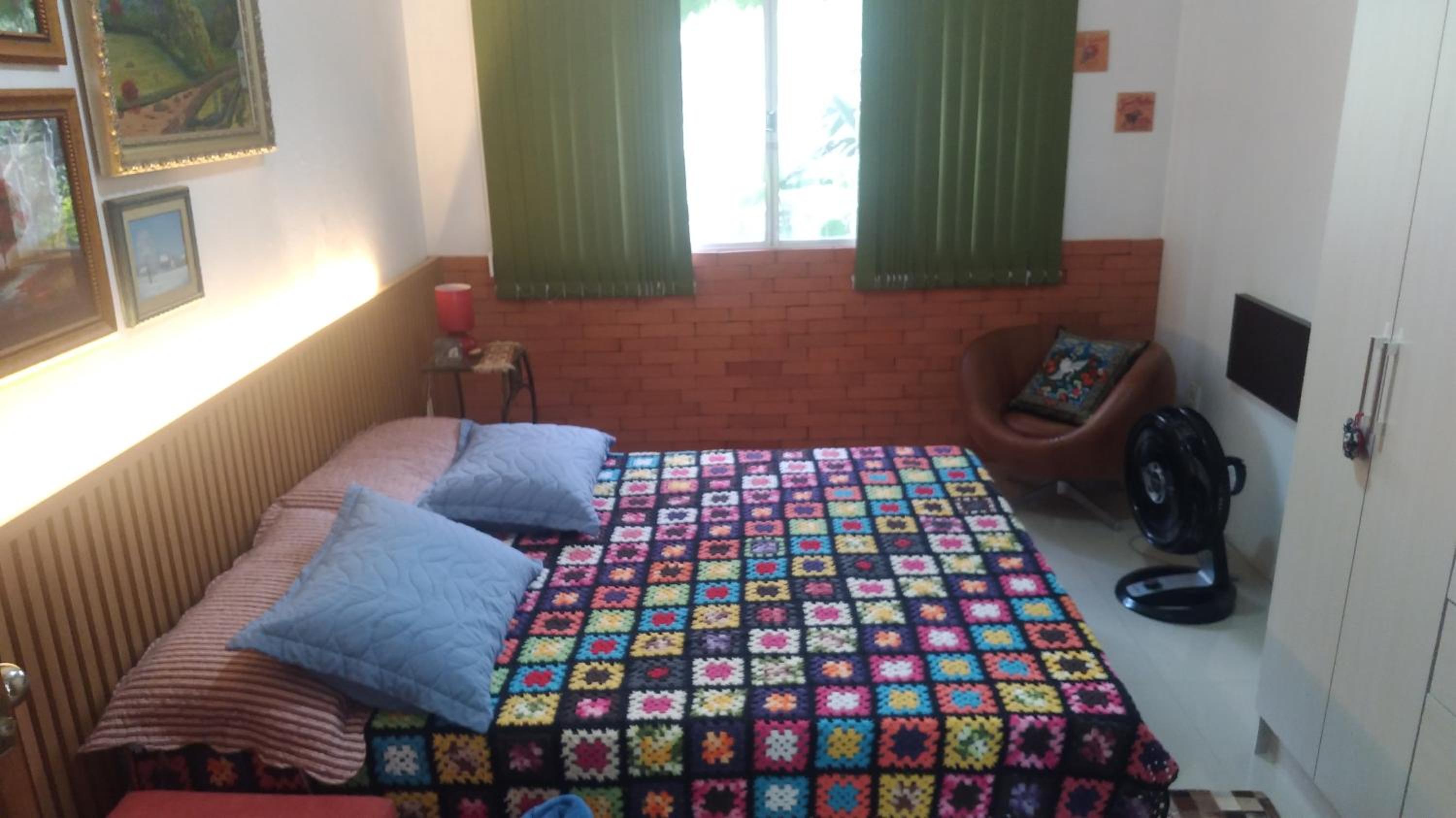 Suite - Photo 1